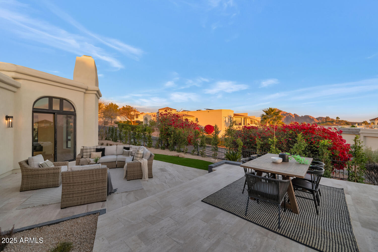 3800 E LINCOLN Drive # 1