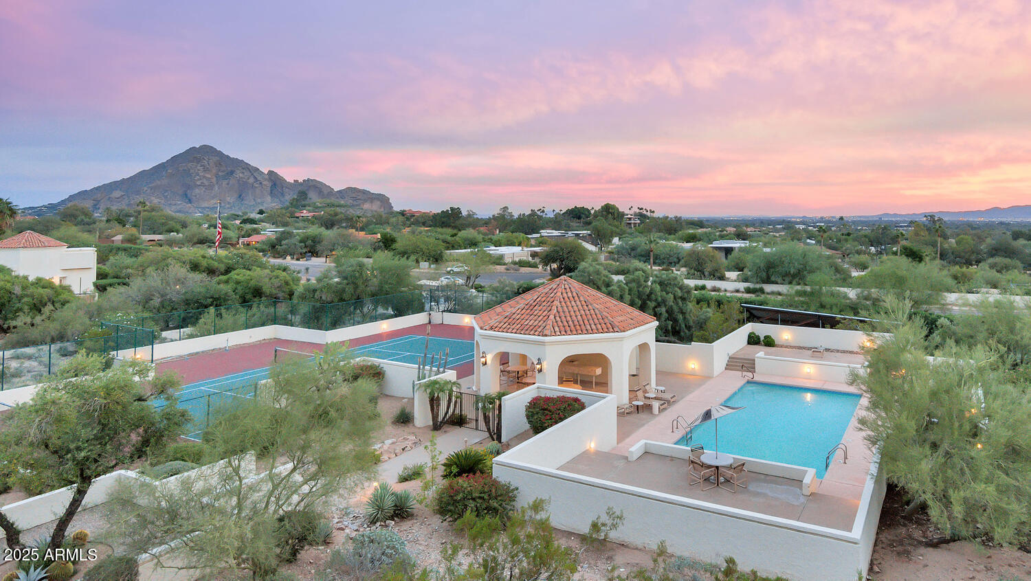 3800 E LINCOLN Drive # 1
