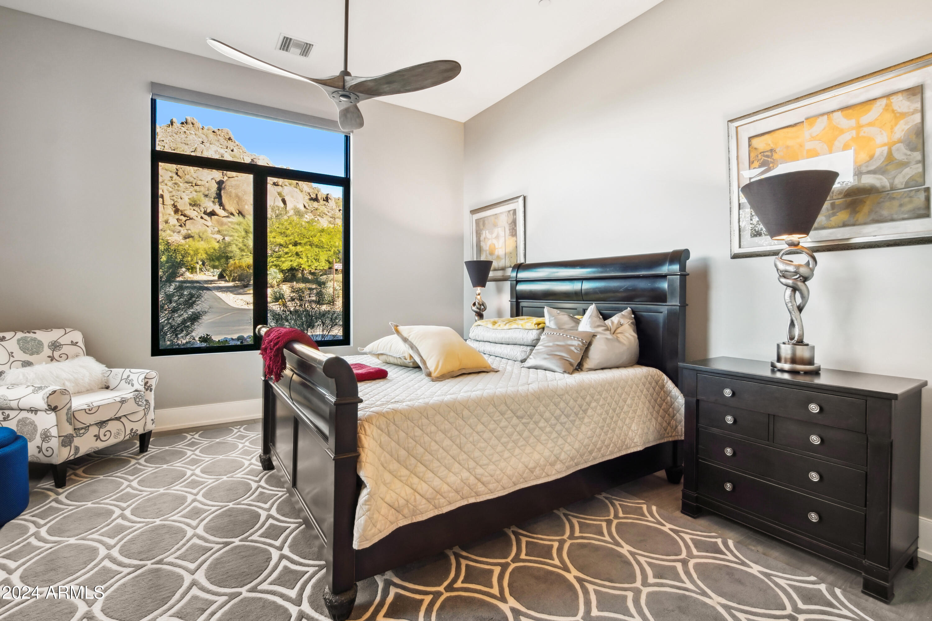 11299 E DESERT VISTA Road
