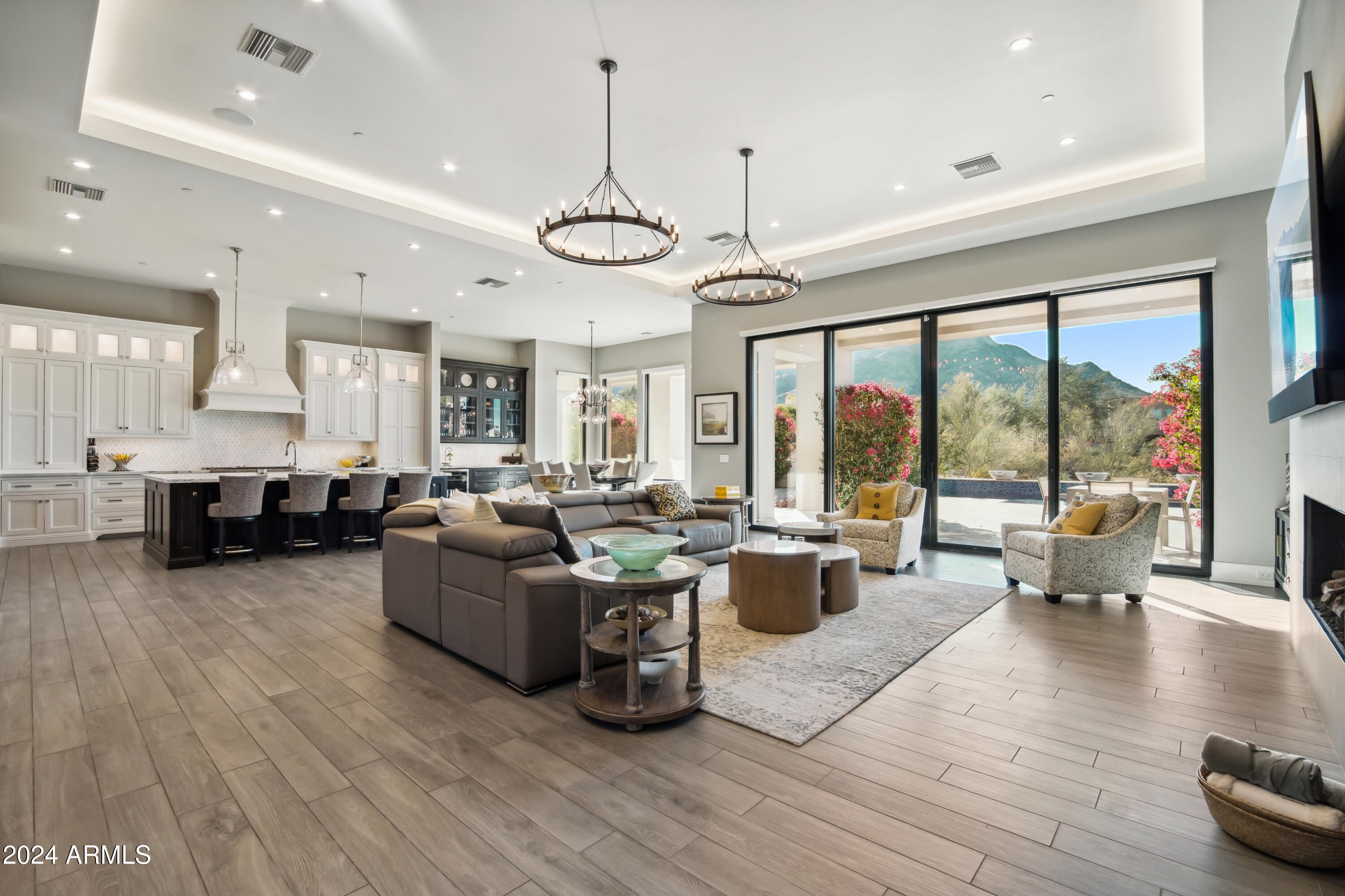 11299 E DESERT VISTA Road
