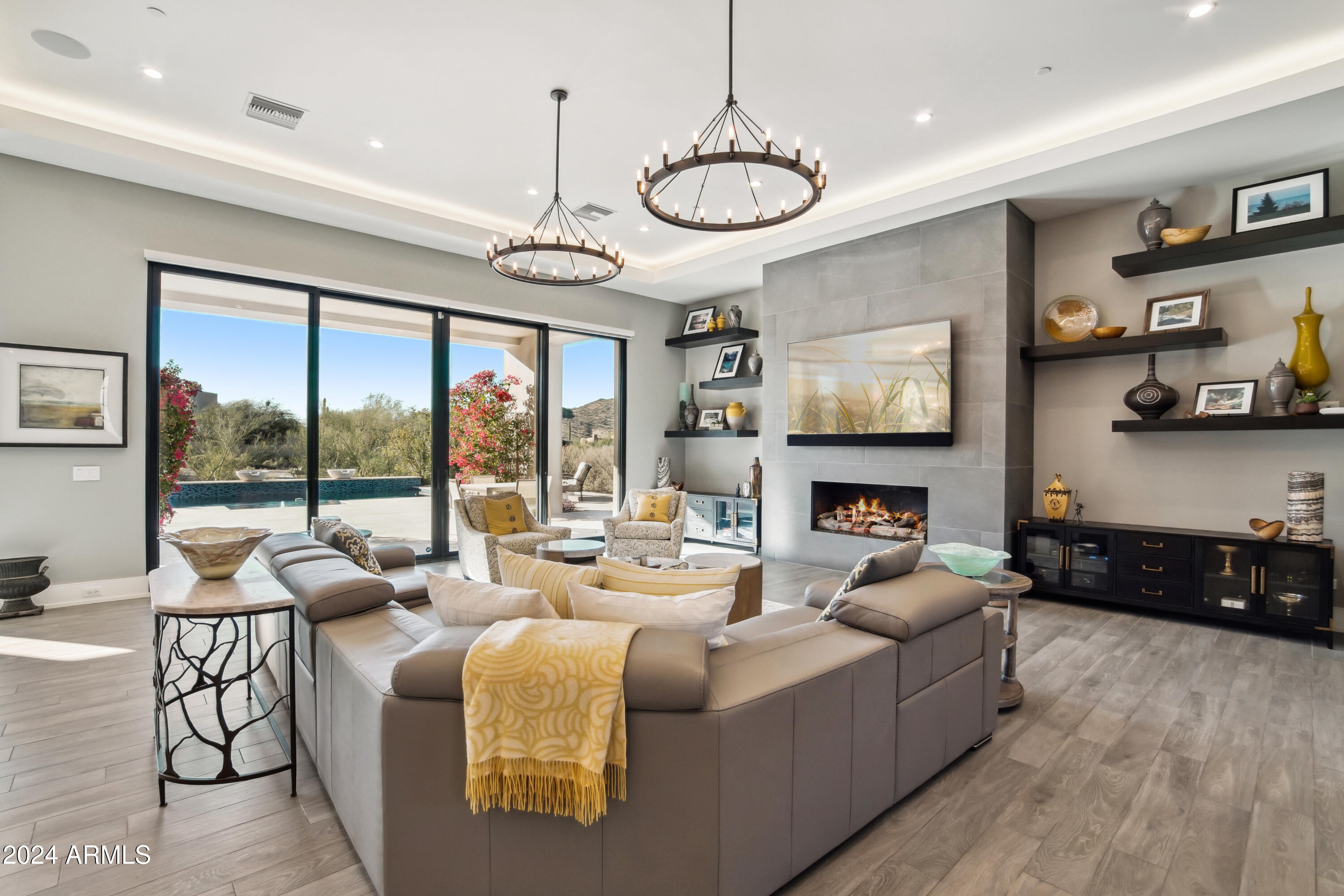 11299 E DESERT VISTA Road