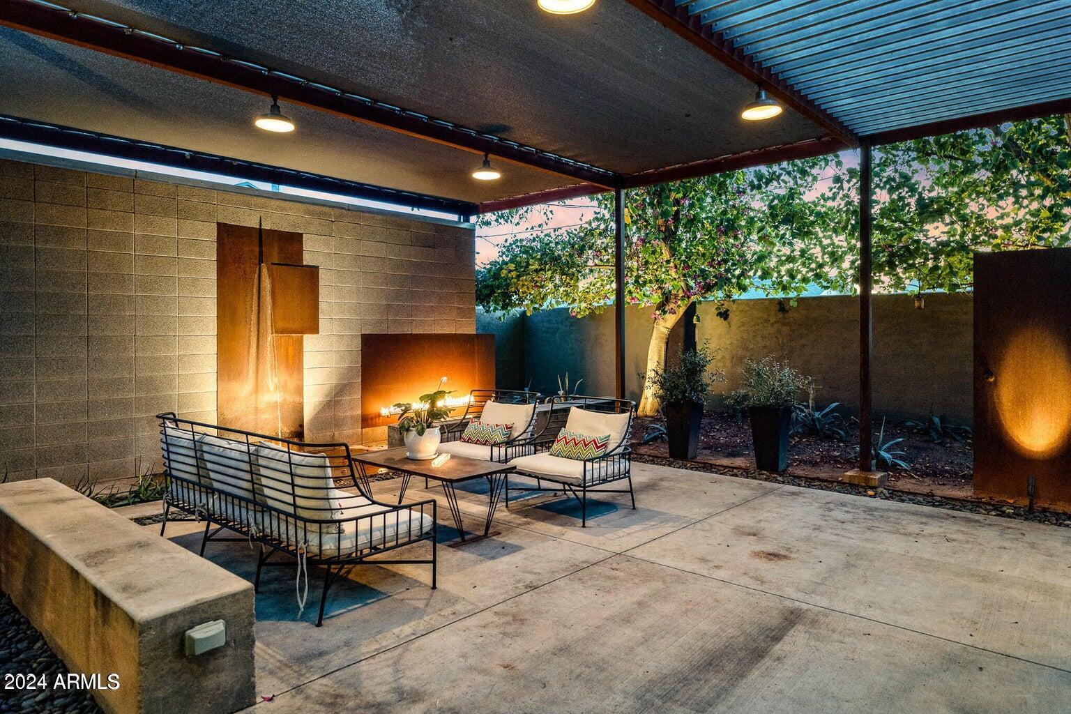 3320 N 44TH Street