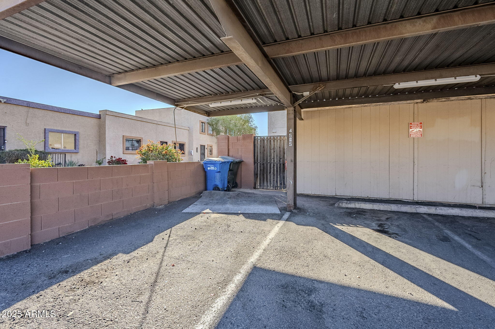 4565 N 26TH Drive