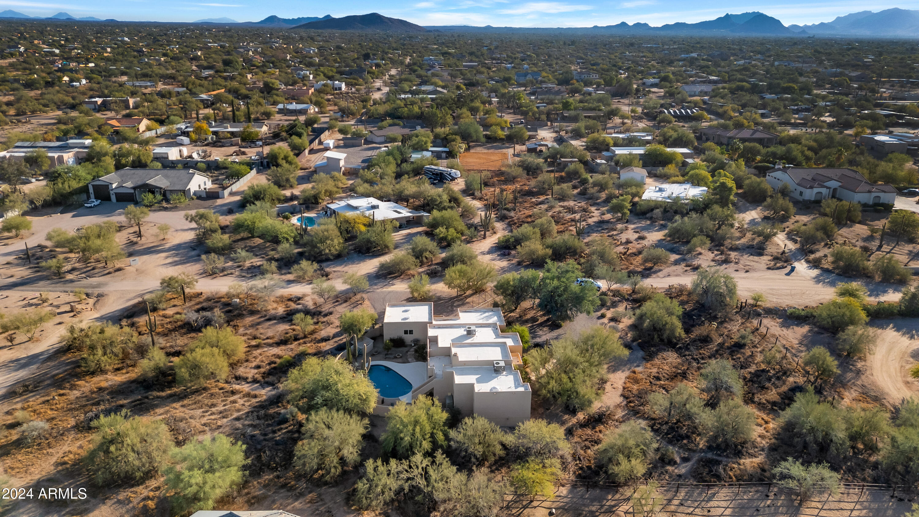 5743 E WINDSTONE Trail