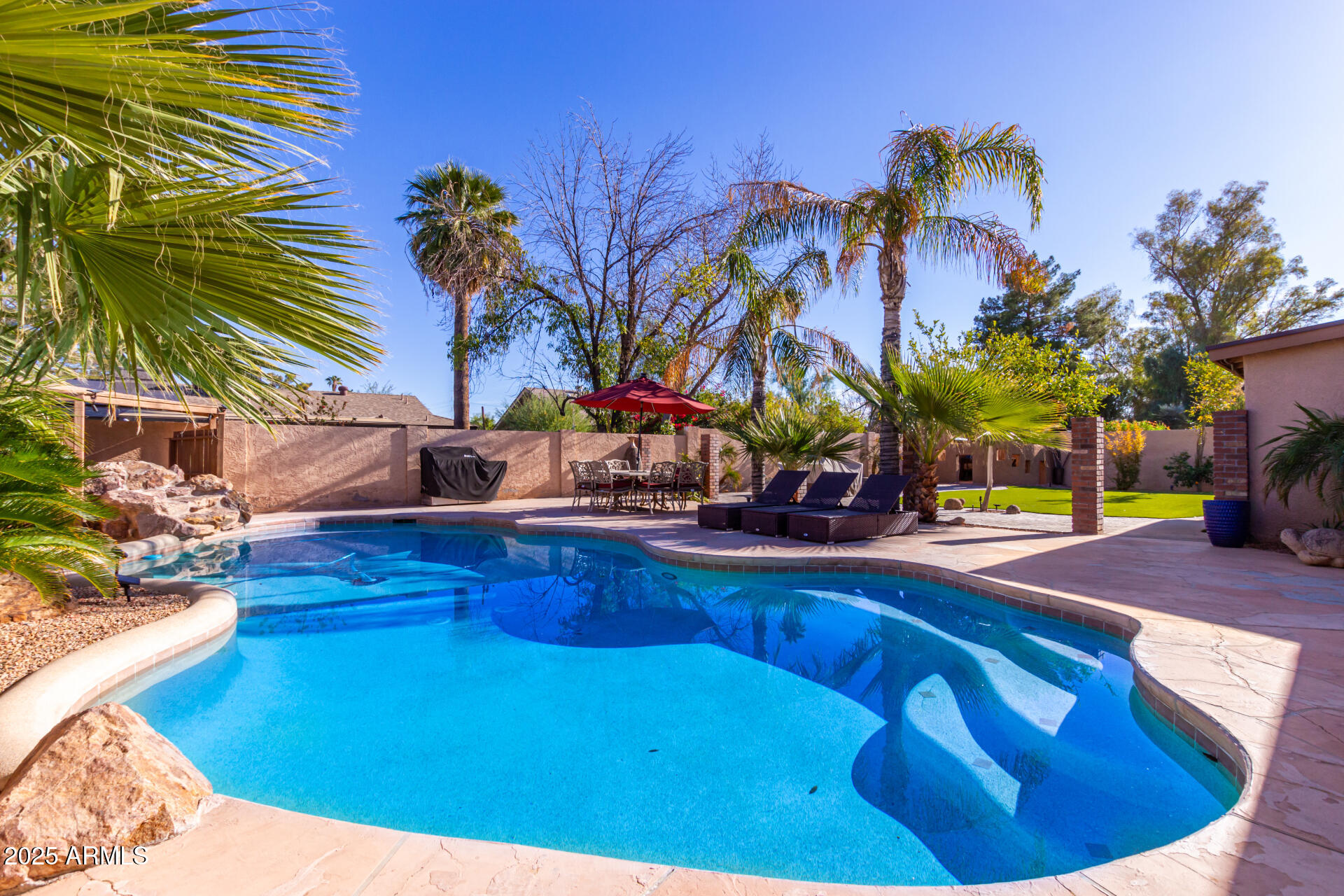 709 N WILLIAMS --