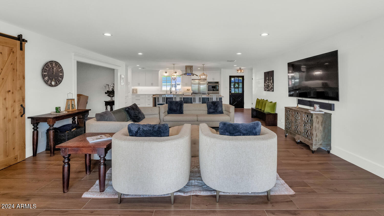 4901 E FLOWER Street