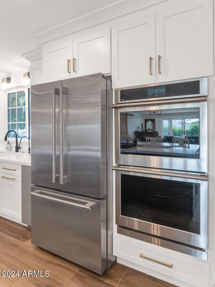 4901 E FLOWER Street