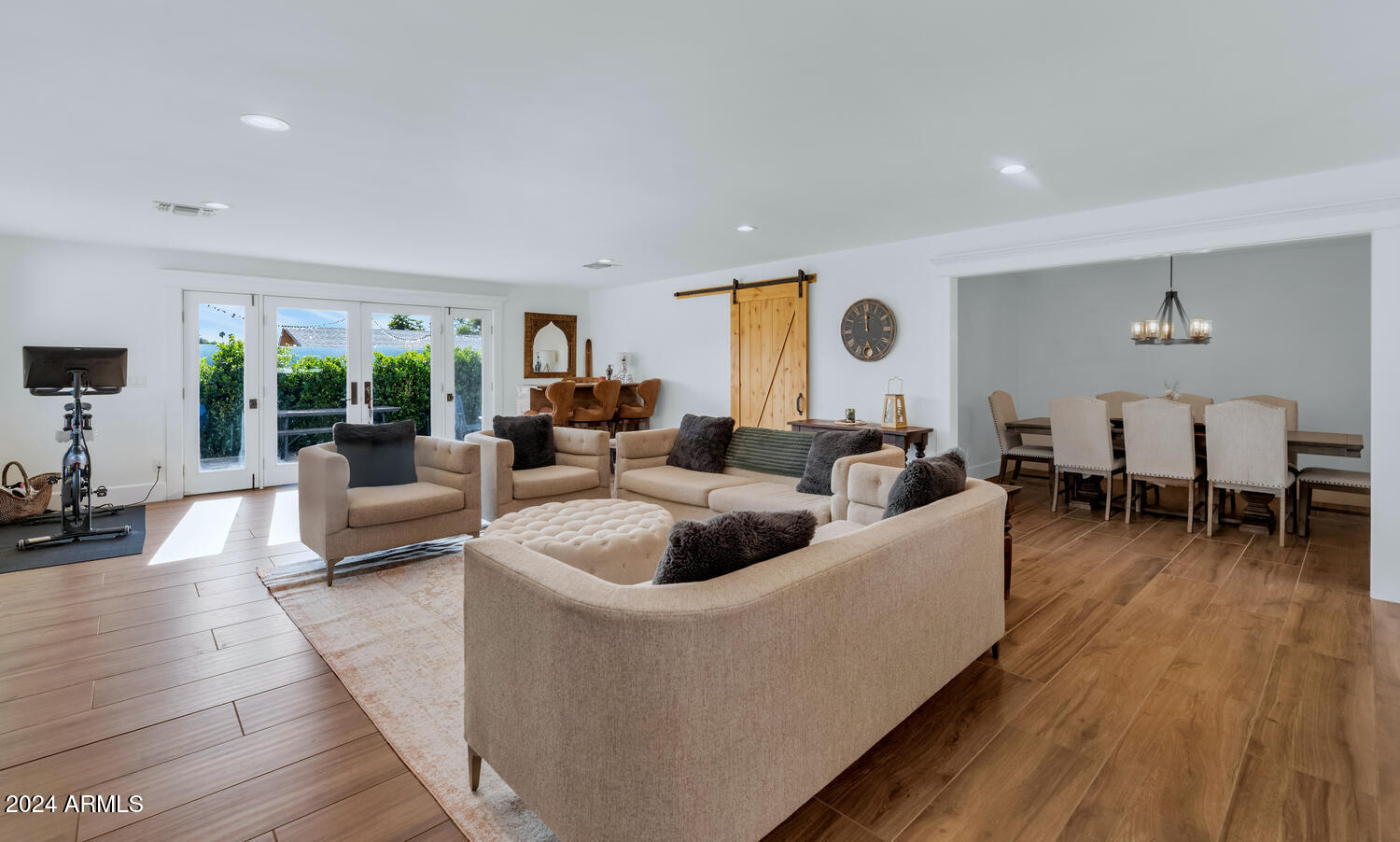 4901 E FLOWER Street