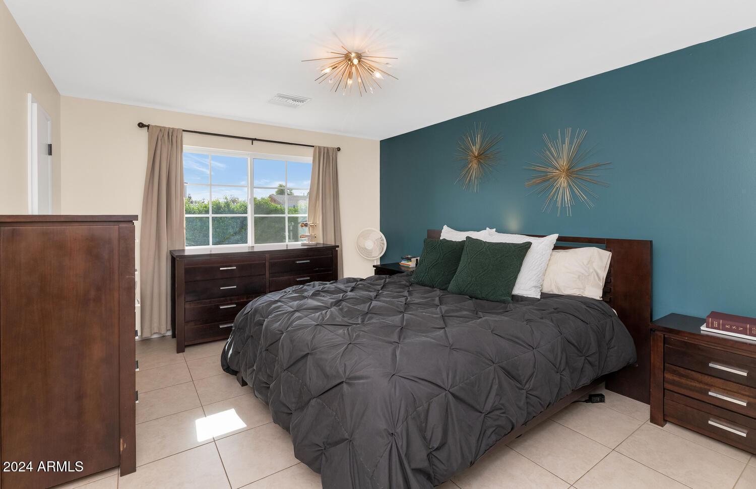 4901 E FLOWER Street