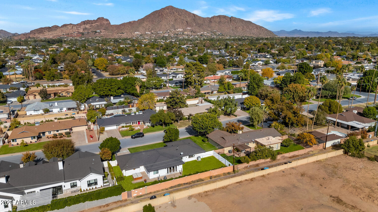 4901 E FLOWER Street