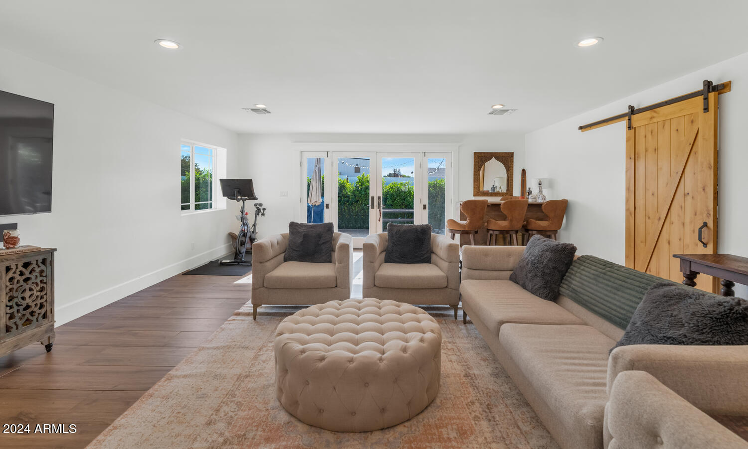 4901 E FLOWER Street