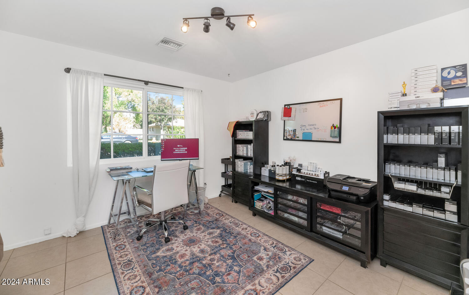 4901 E FLOWER Street