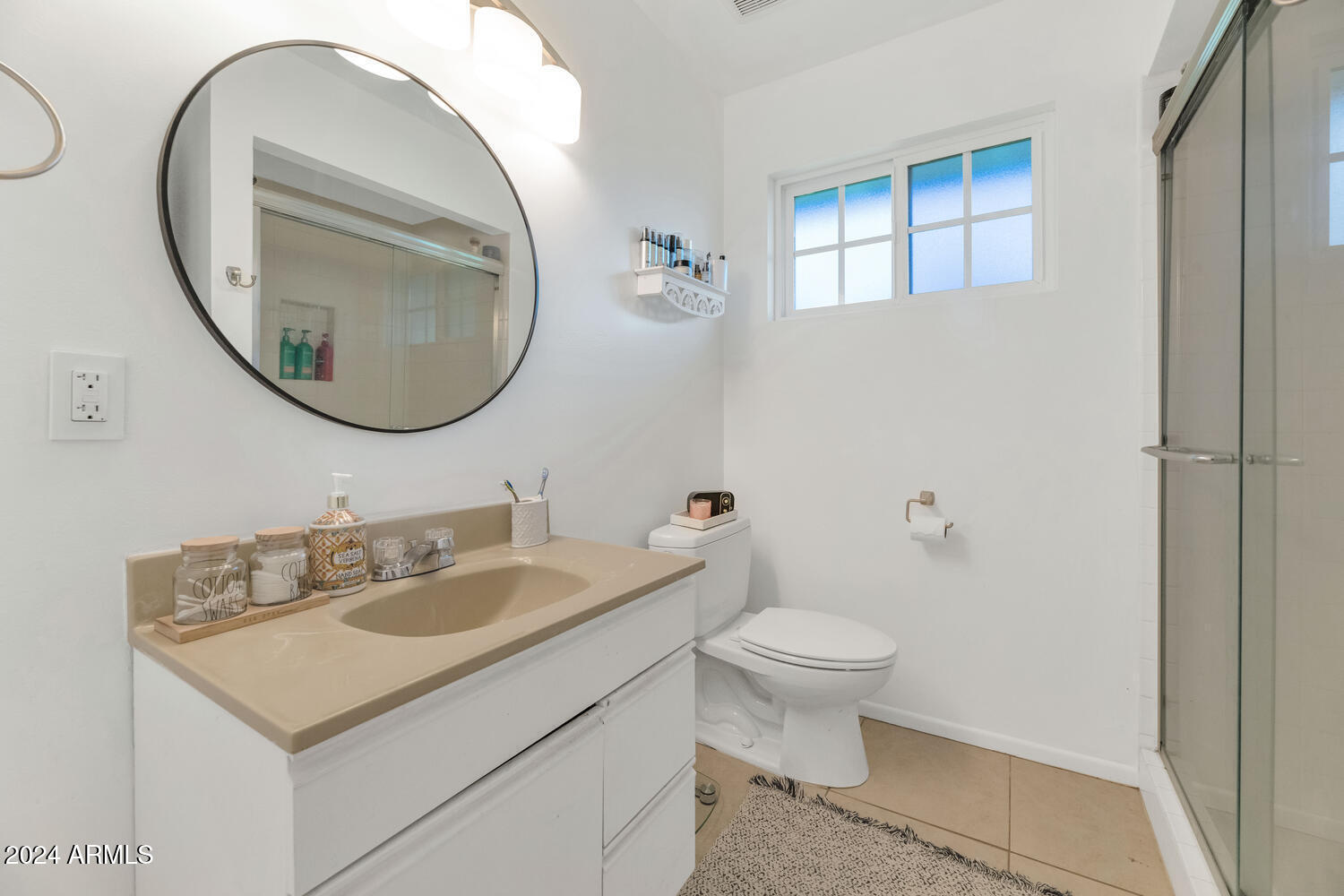 4901 E FLOWER Street