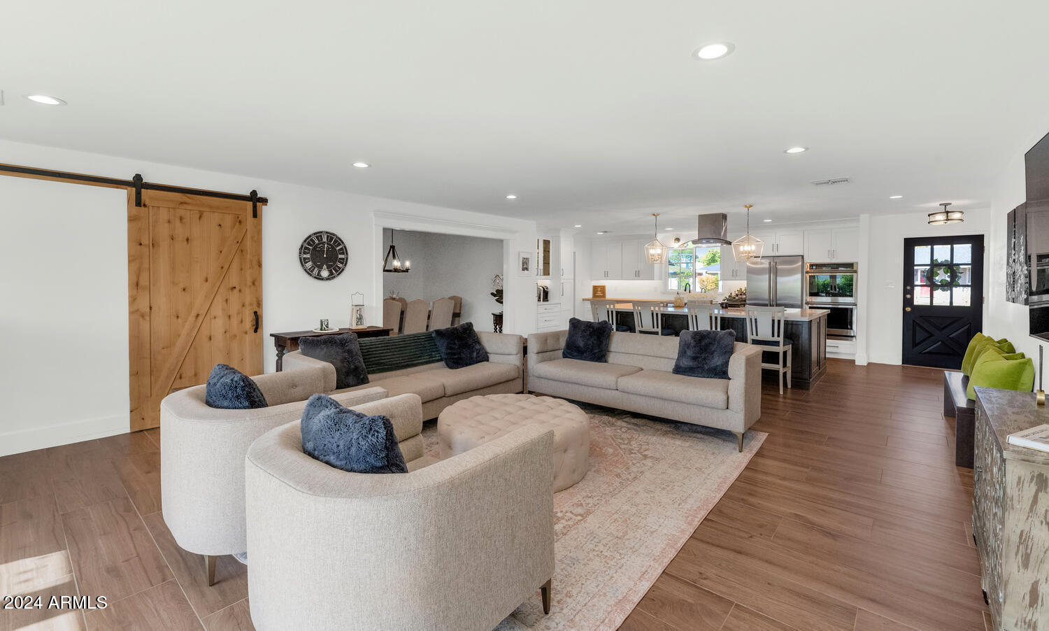 4901 E FLOWER Street