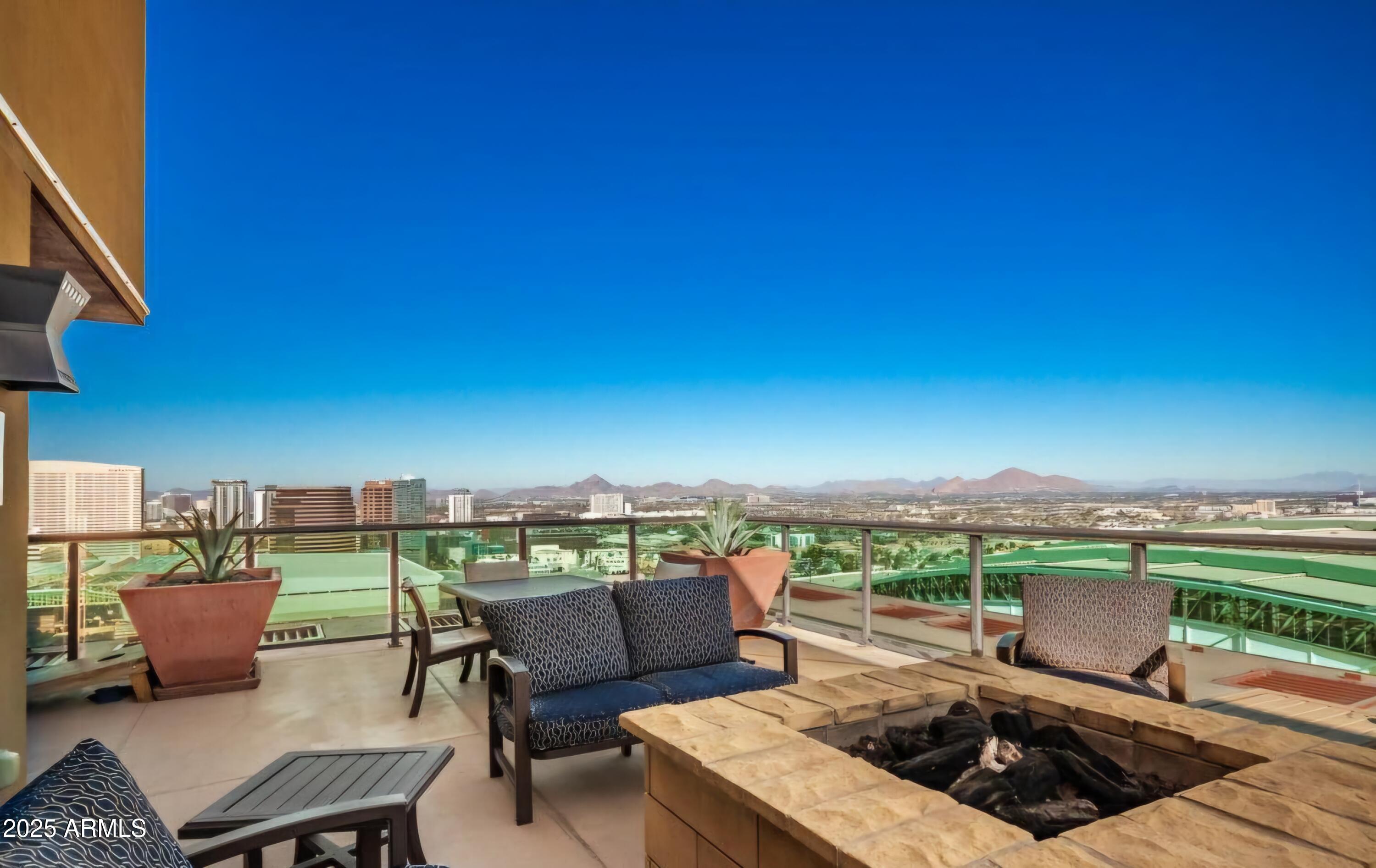 310 S 4TH Street # 1504