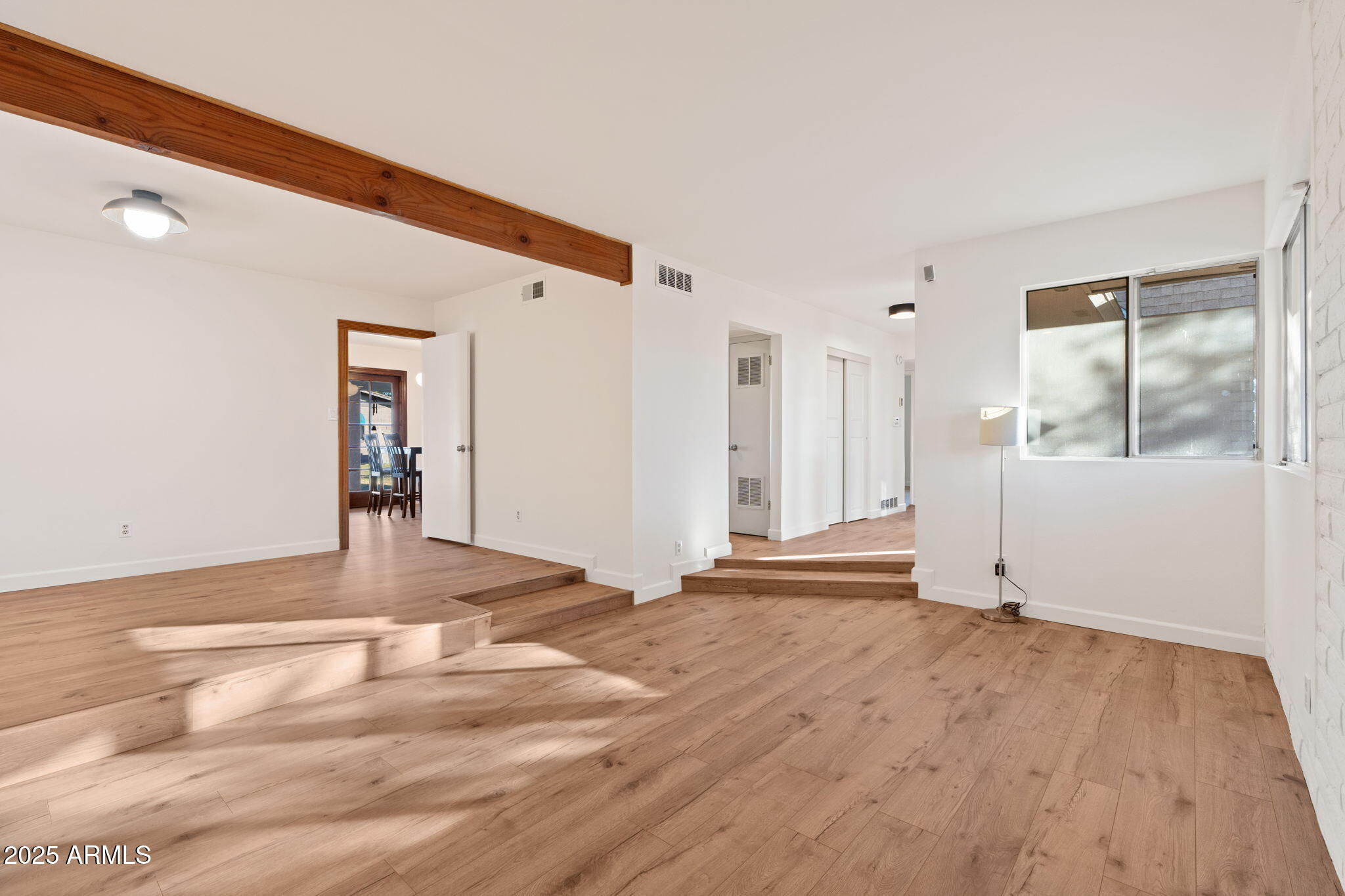 3110 W Paradise Drive