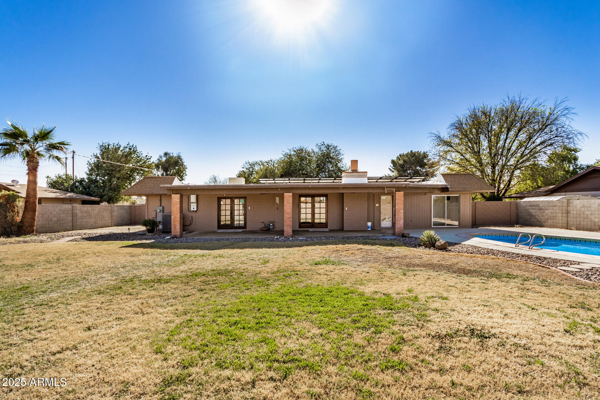 3110 W Paradise Drive