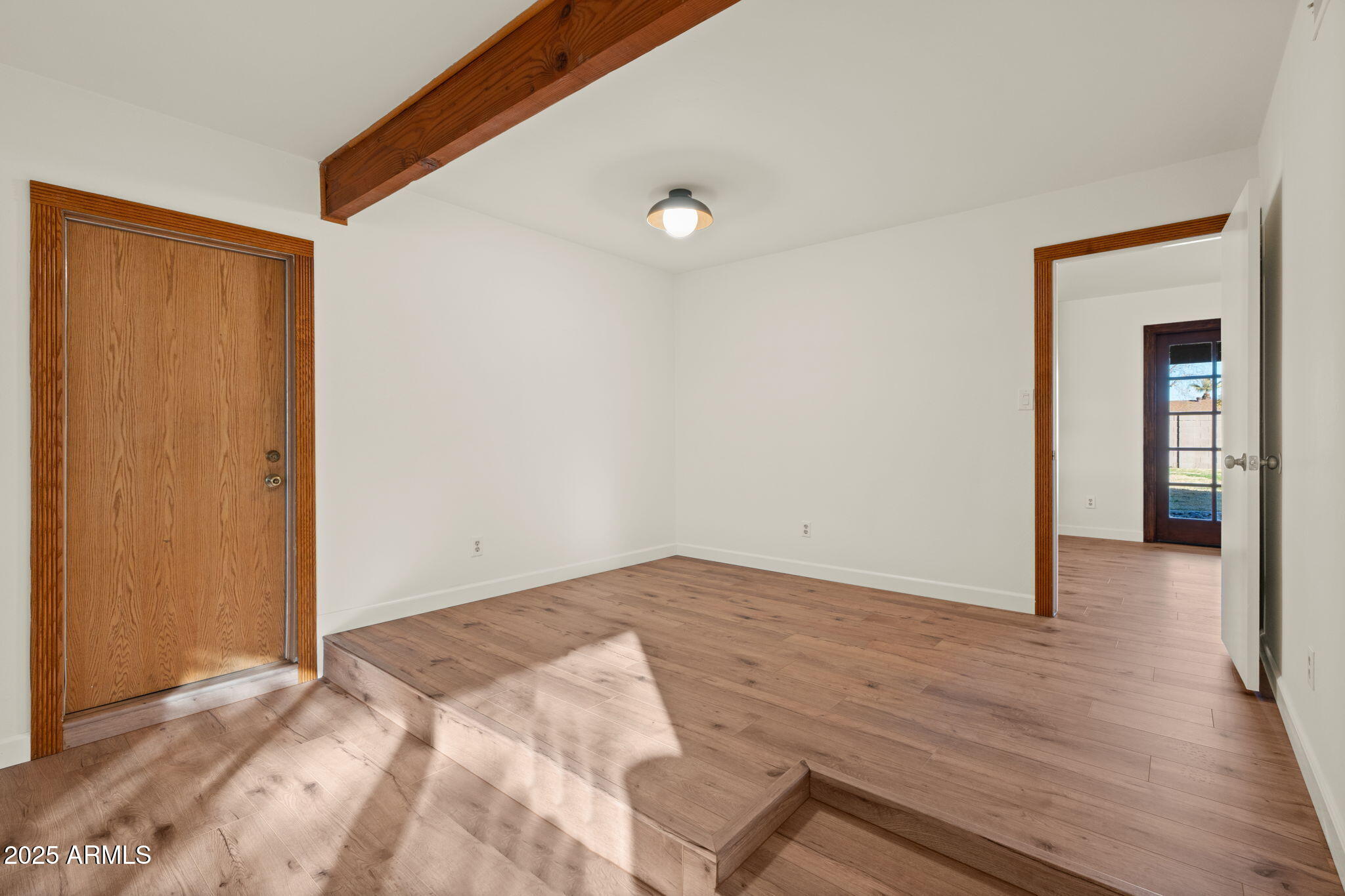 3110 W Paradise Drive