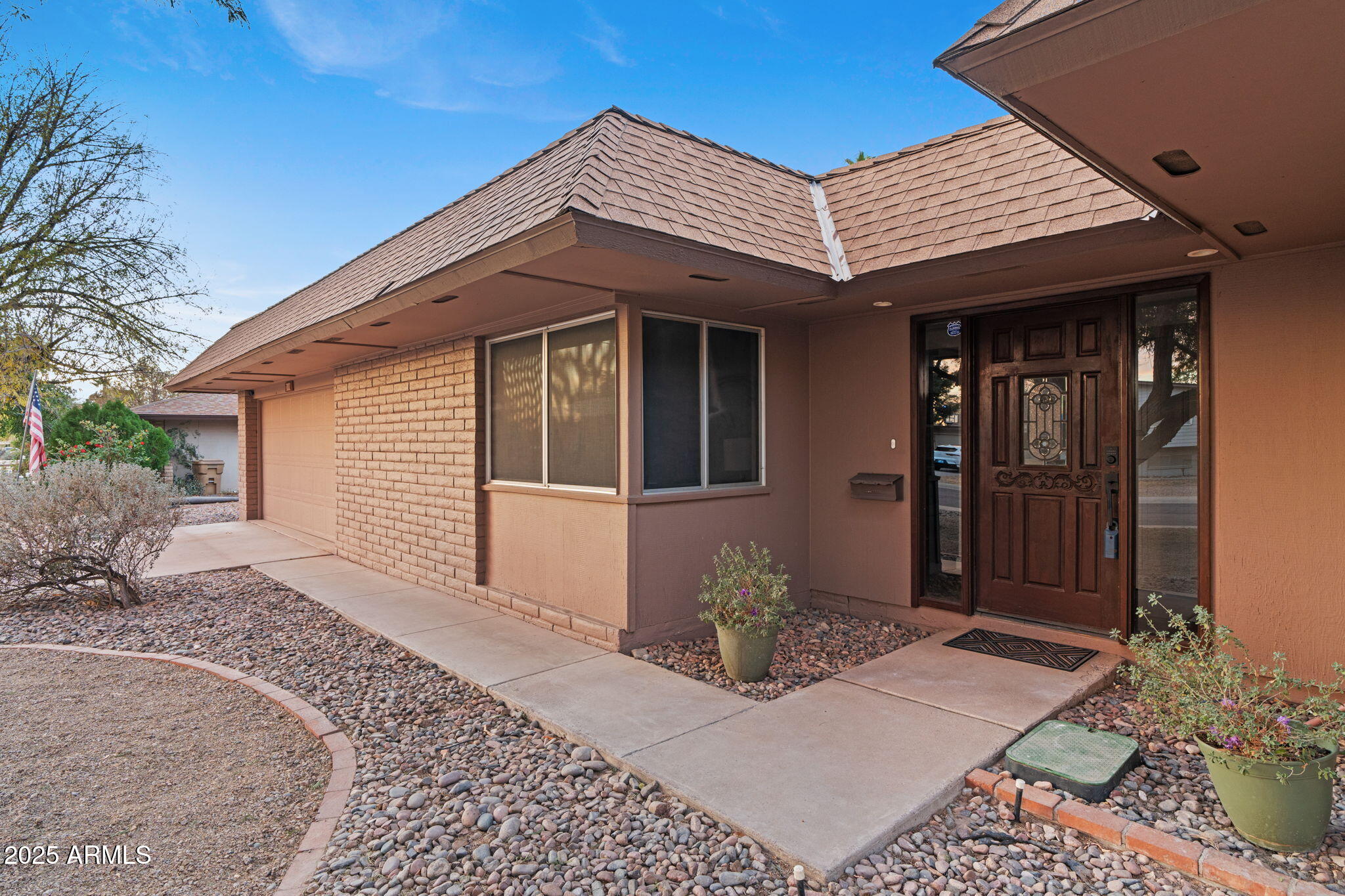 3110 W Paradise Drive