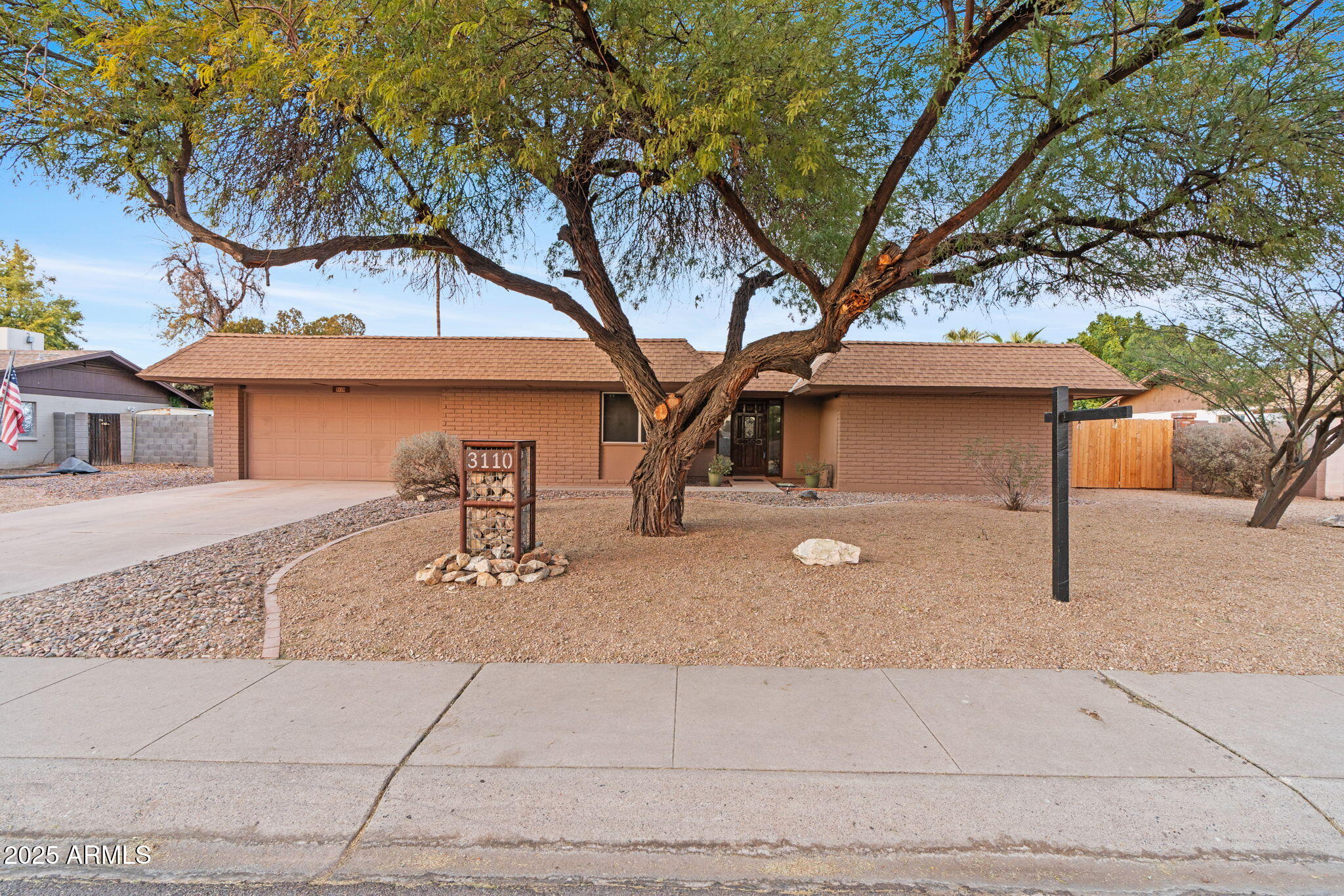 3110 W Paradise Drive