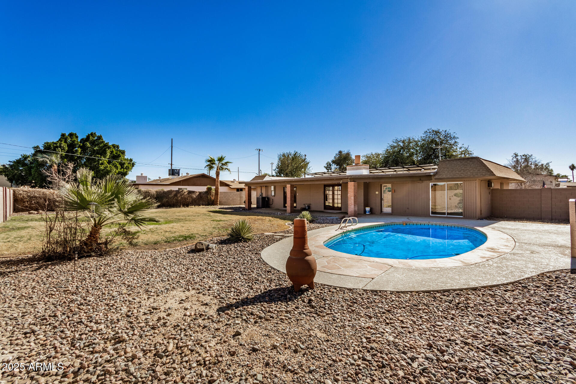 3110 W Paradise Drive