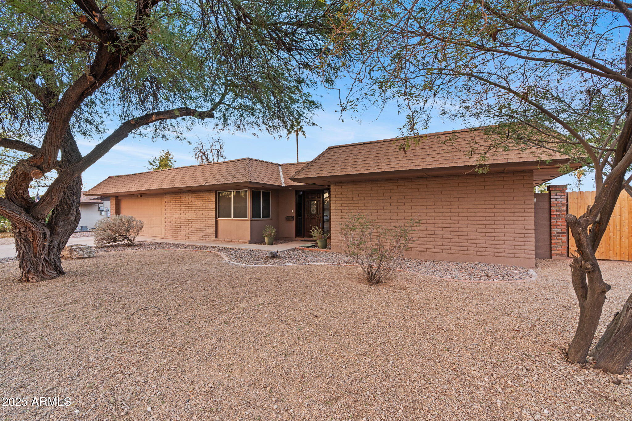 3110 W Paradise Drive