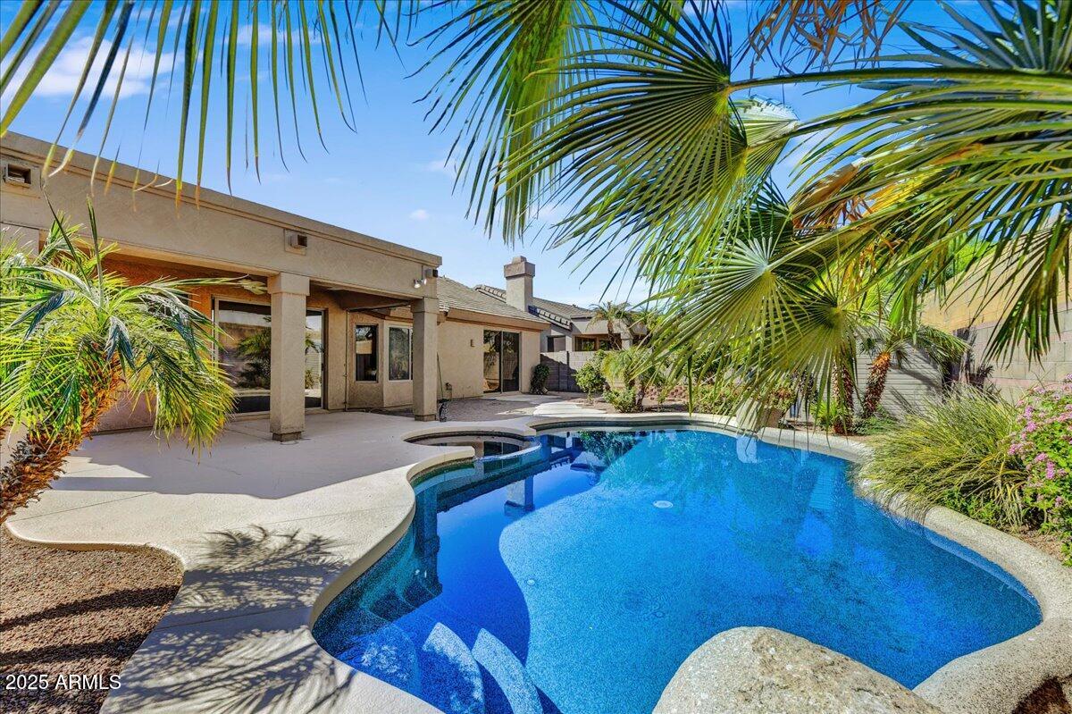 6502 E BLANCHE Drive