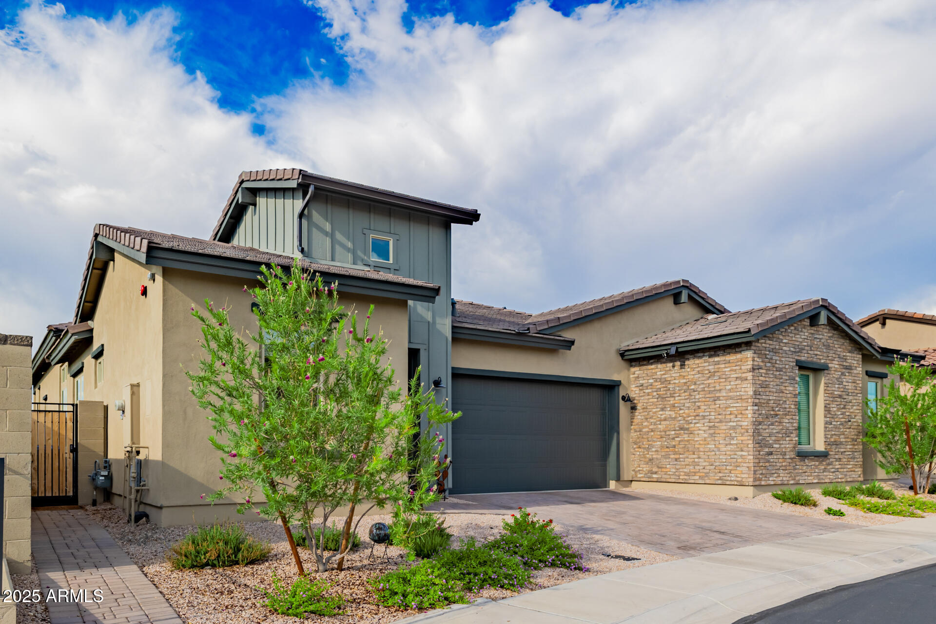 38500 N SCHOOL HOUSE Road # 20