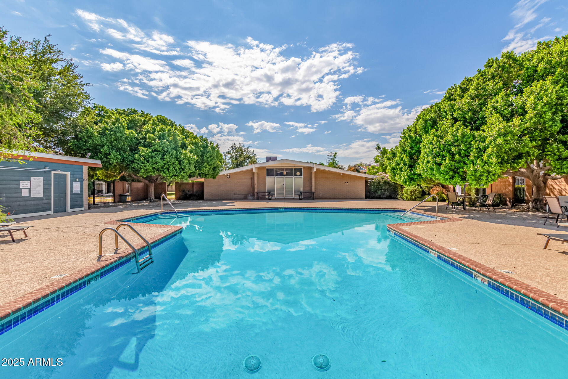 6161 N GRANITE REEF Road