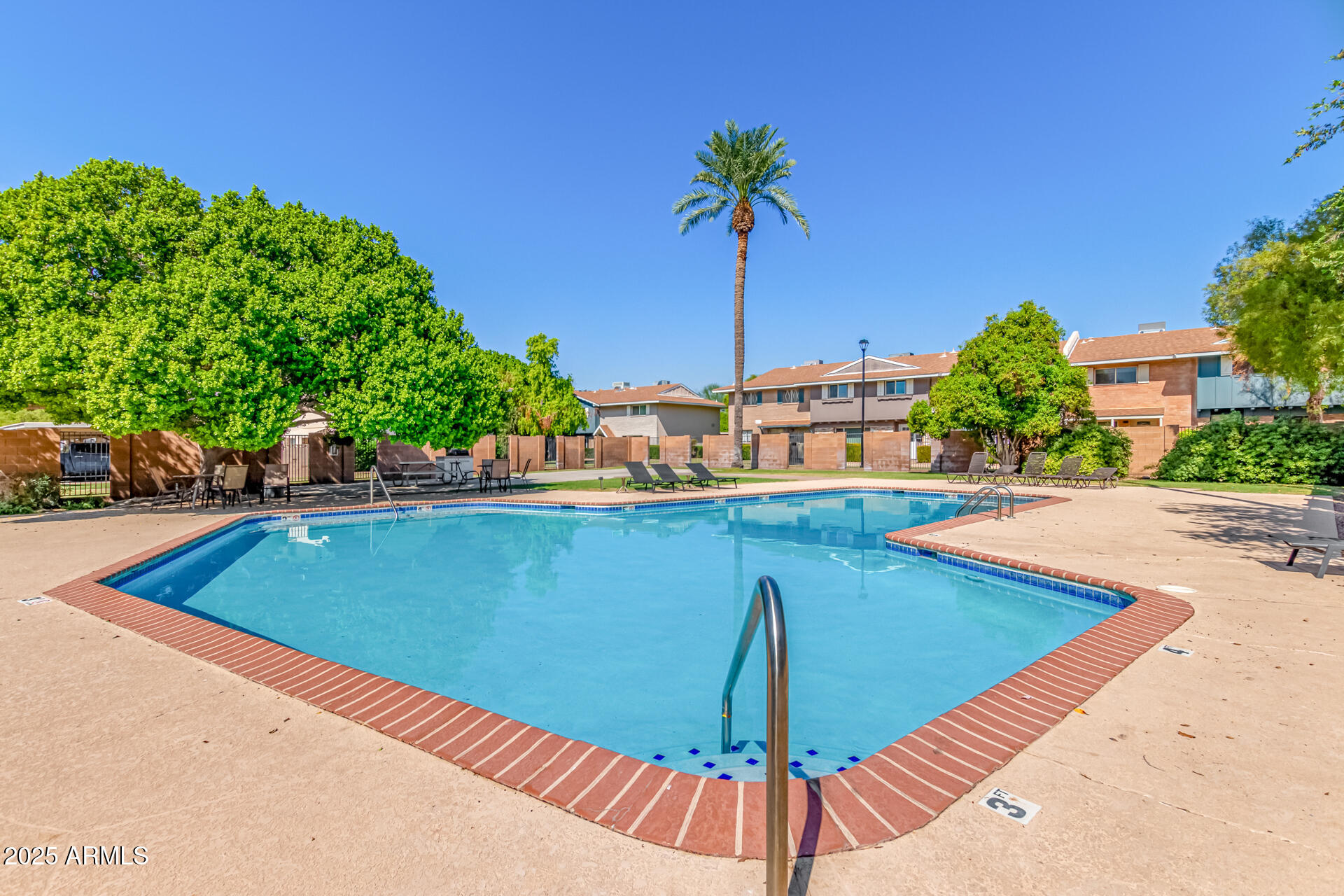 6161 N GRANITE REEF Road