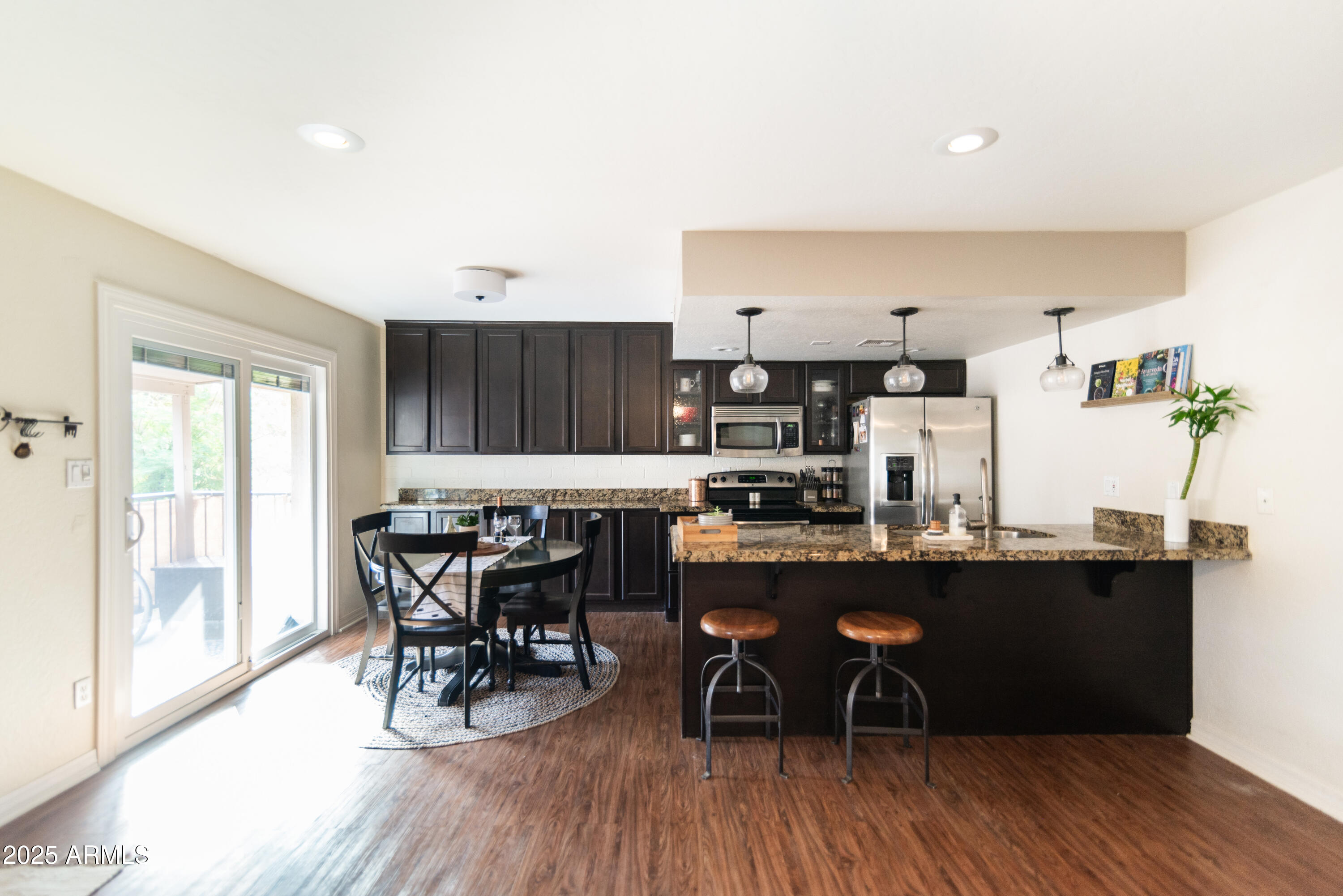 1125 N 84TH Place