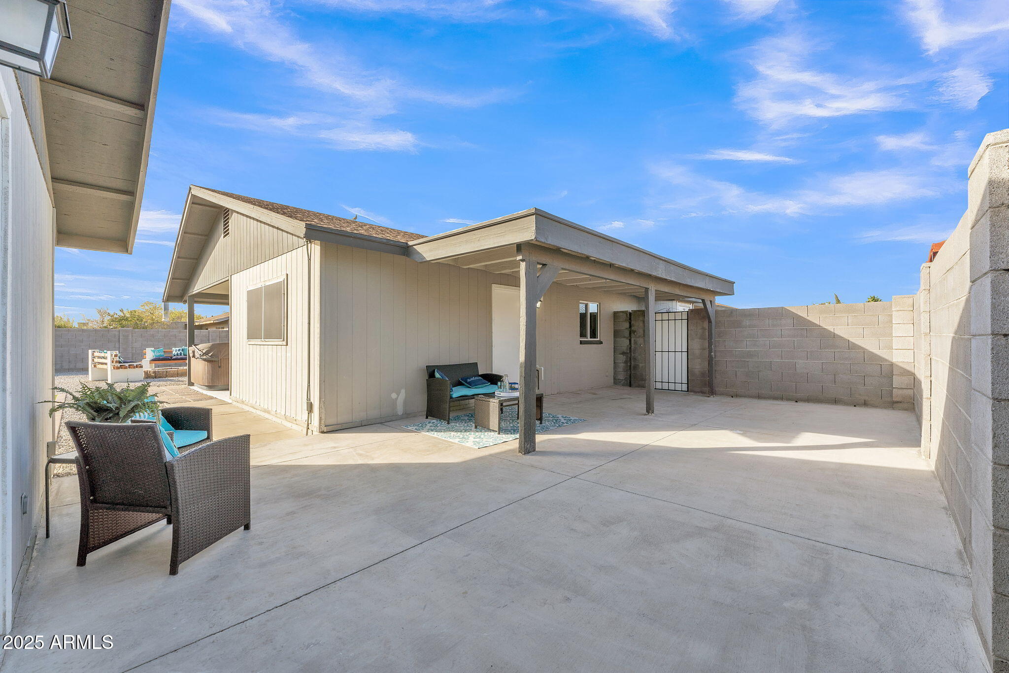 16239 N 47TH Drive