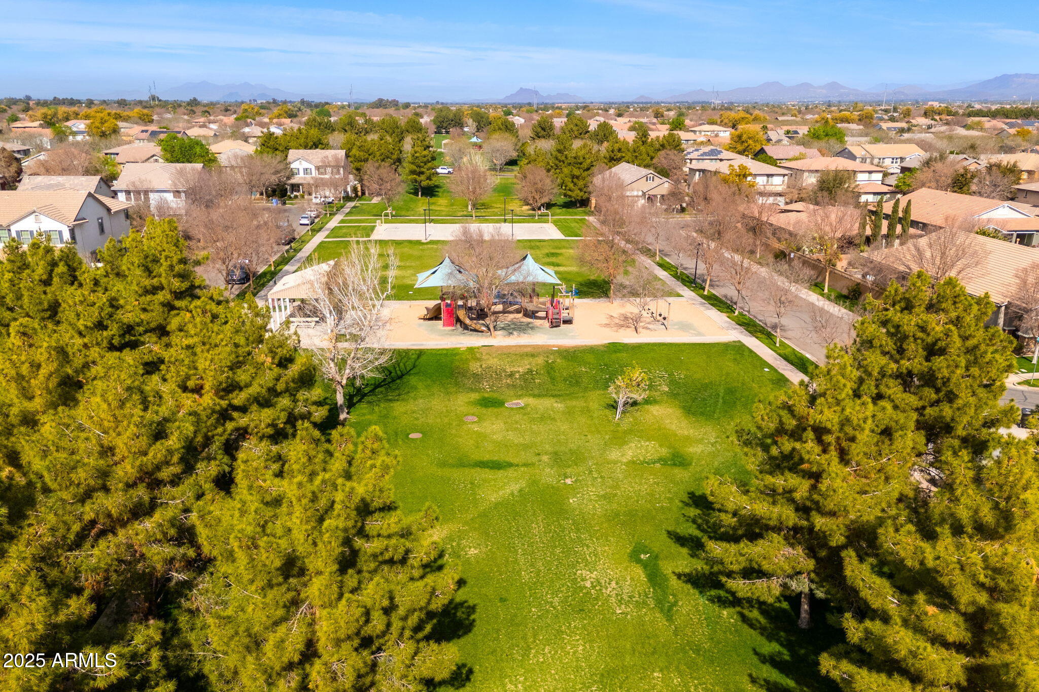 3548 E MESQUITE Street