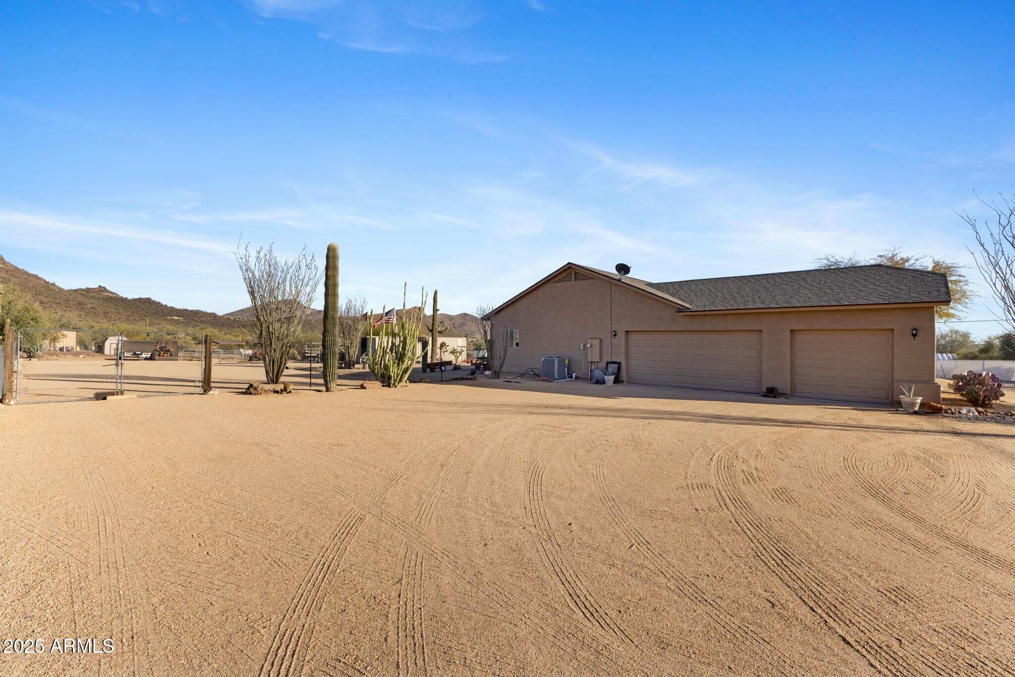 43611 N 1st Drive