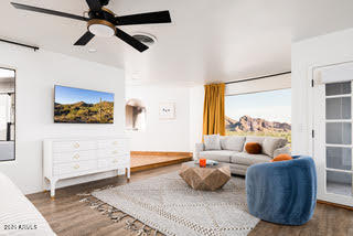 4636 E MOONLIGHT Way # 0