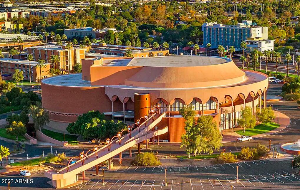 1190 S MAPLE Avenue # 2