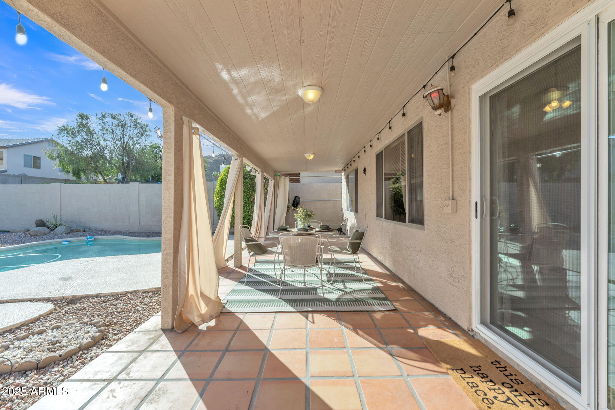 2019 E WAHALLA Lane
