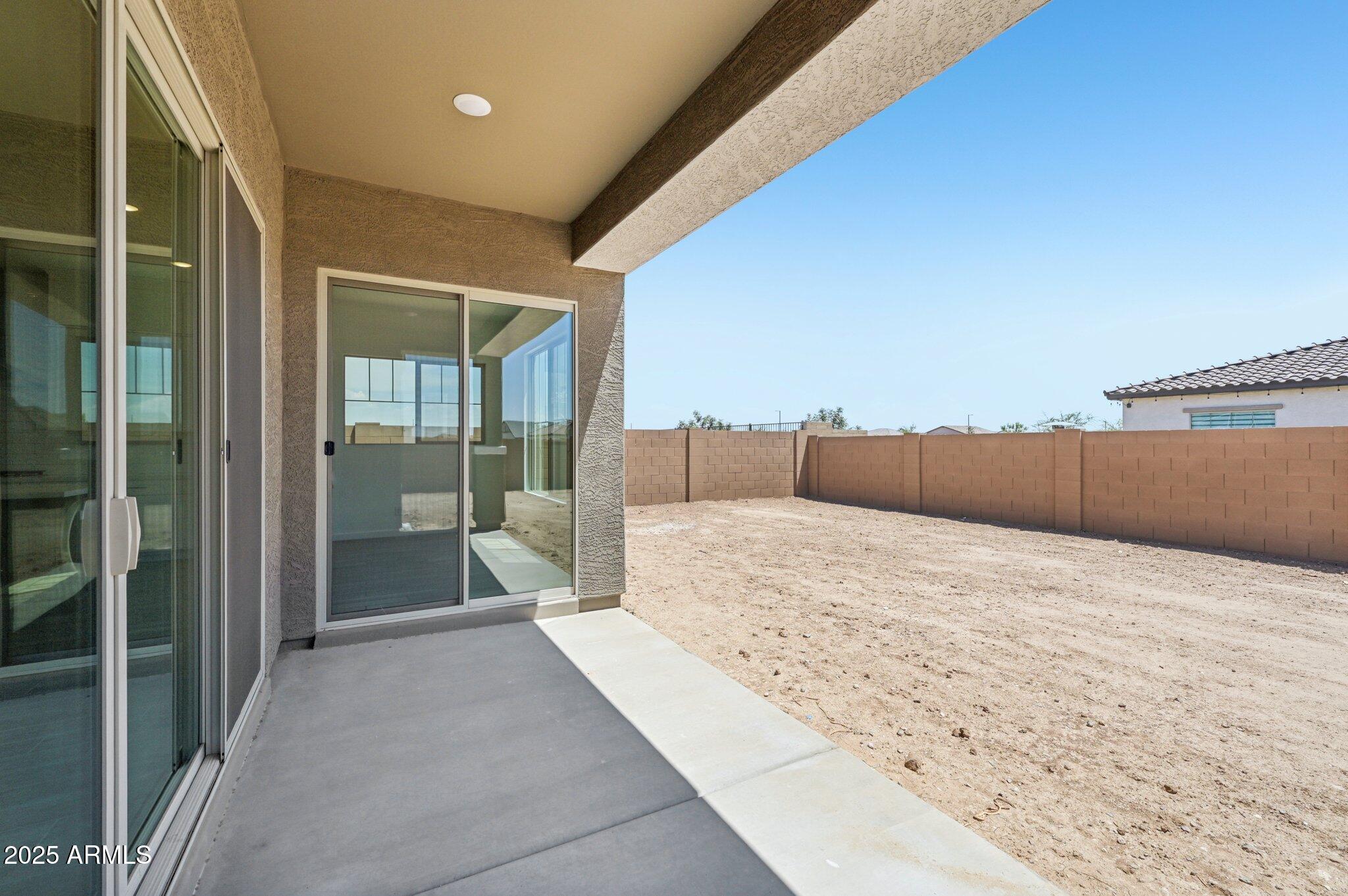 22961 E TWIN ACRES Drive