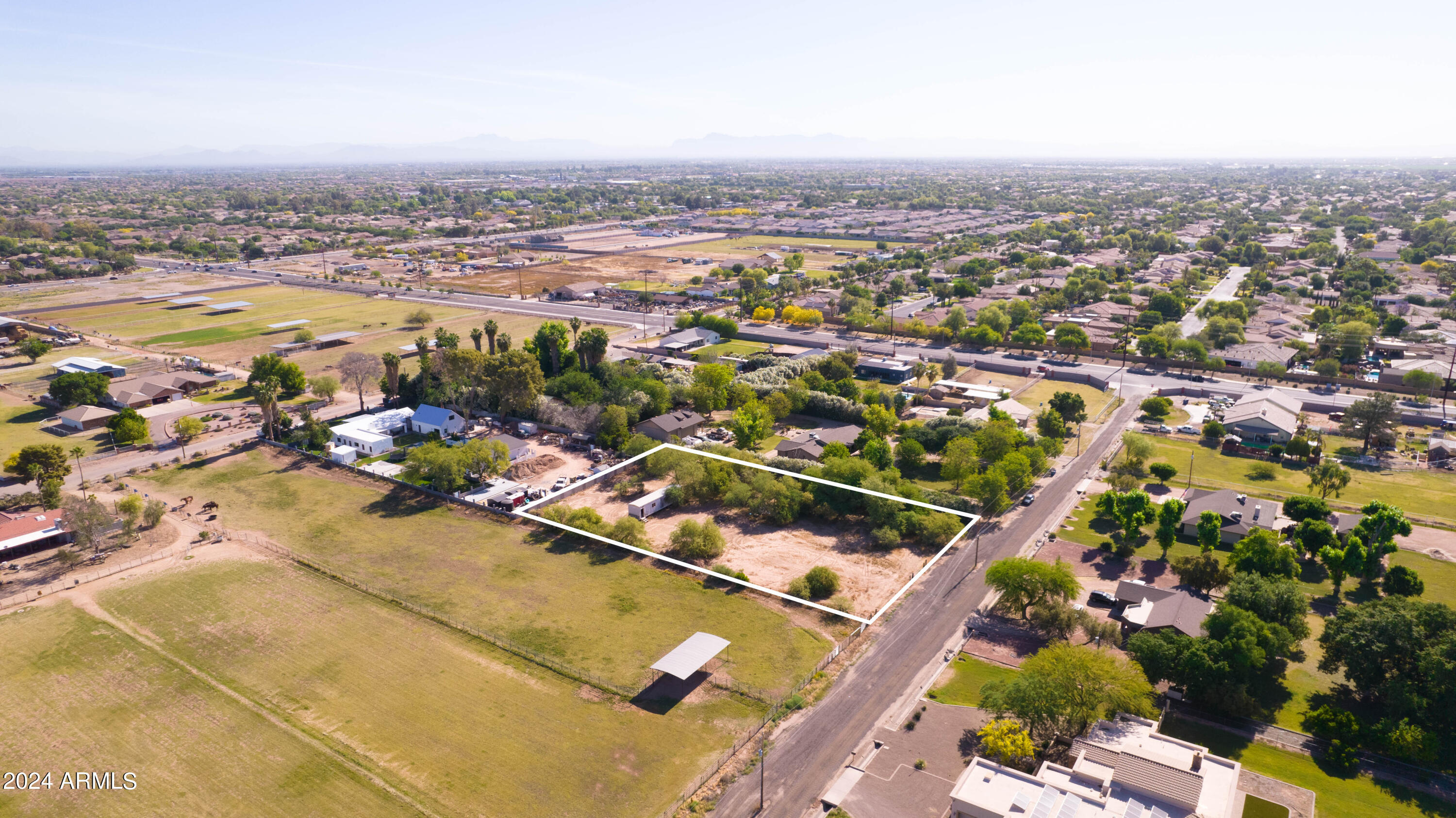 127XX E Via De Arboles --