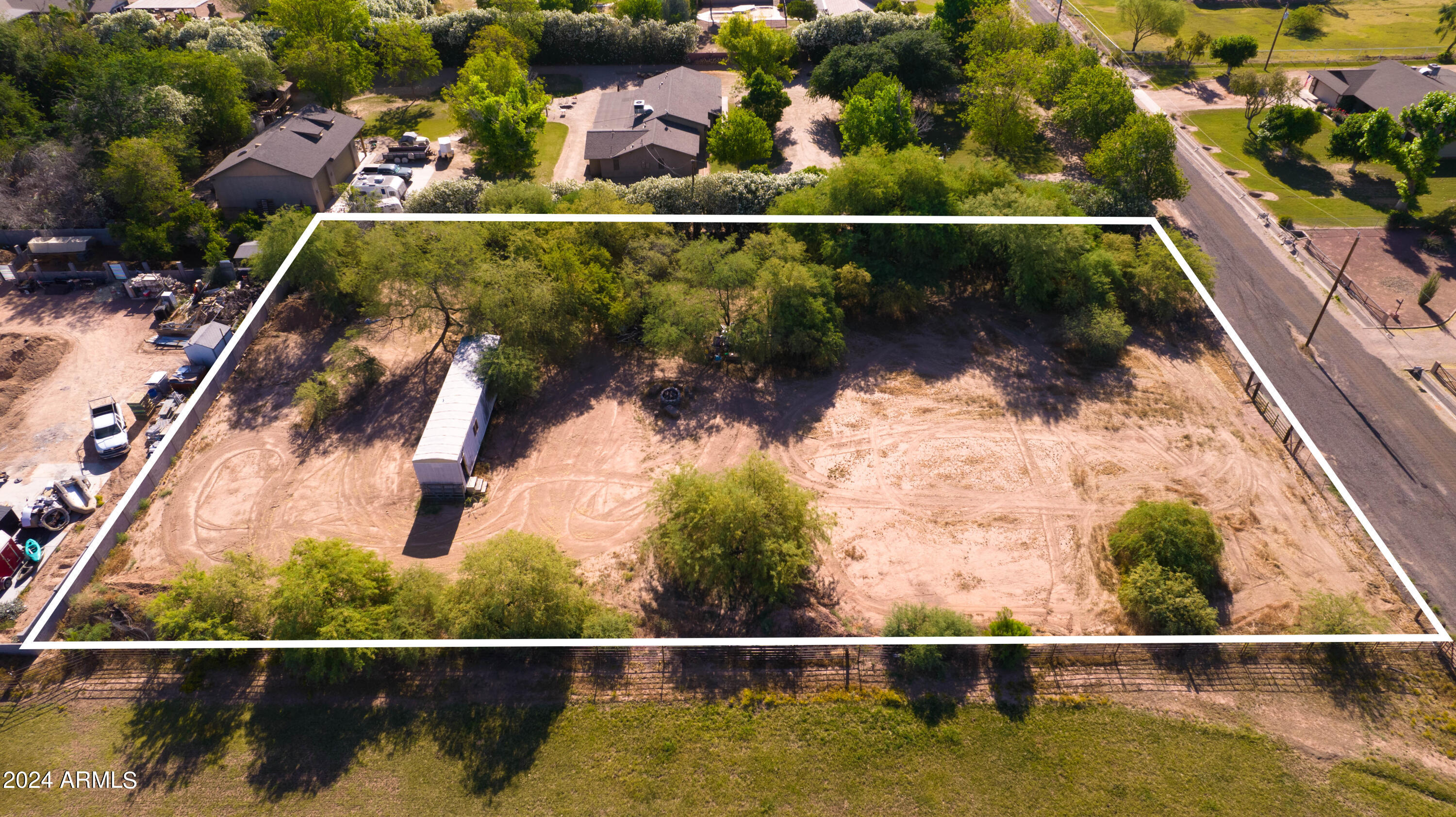 127XX E Via De Arboles --