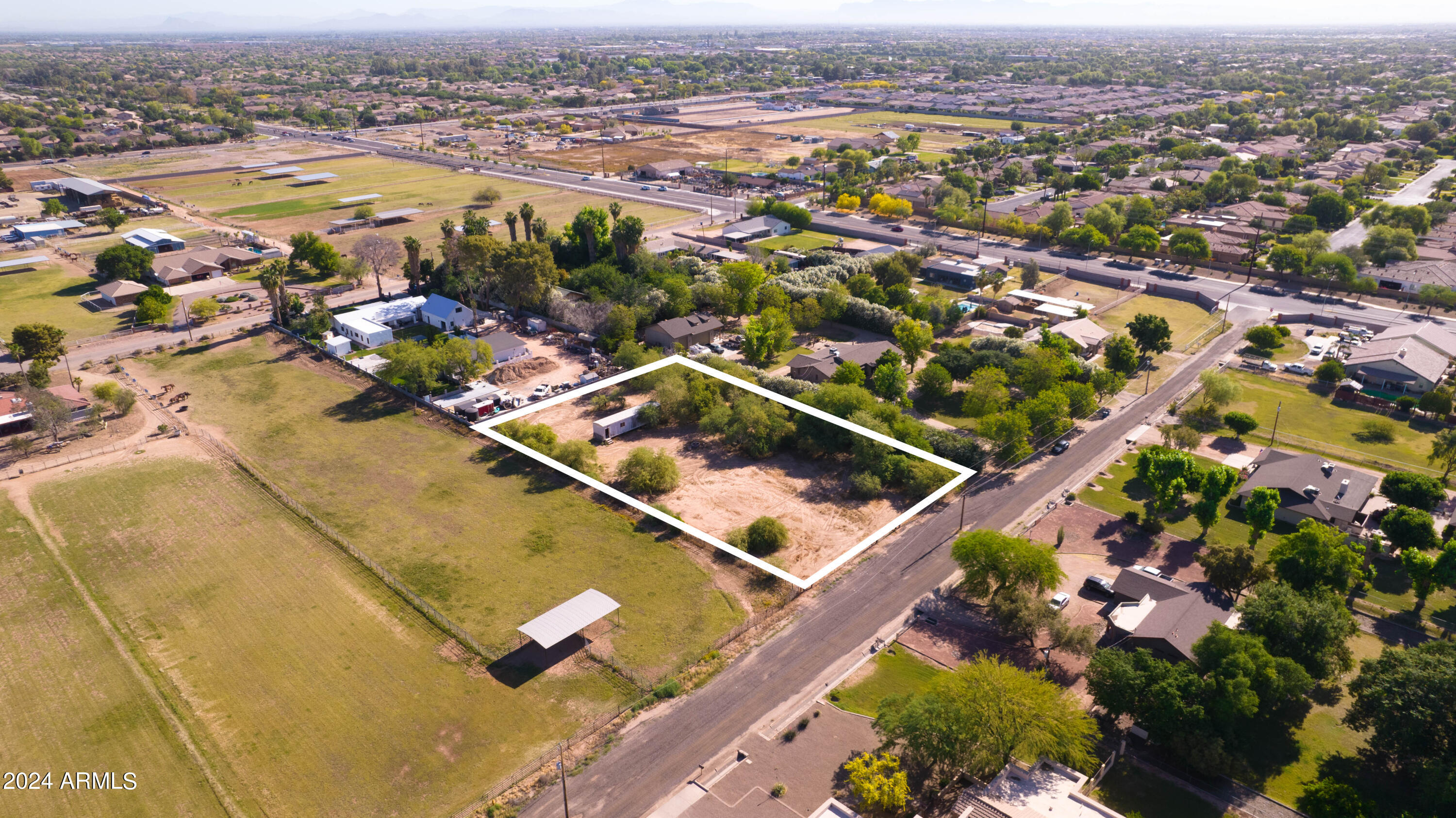 127XX E Via De Arboles --