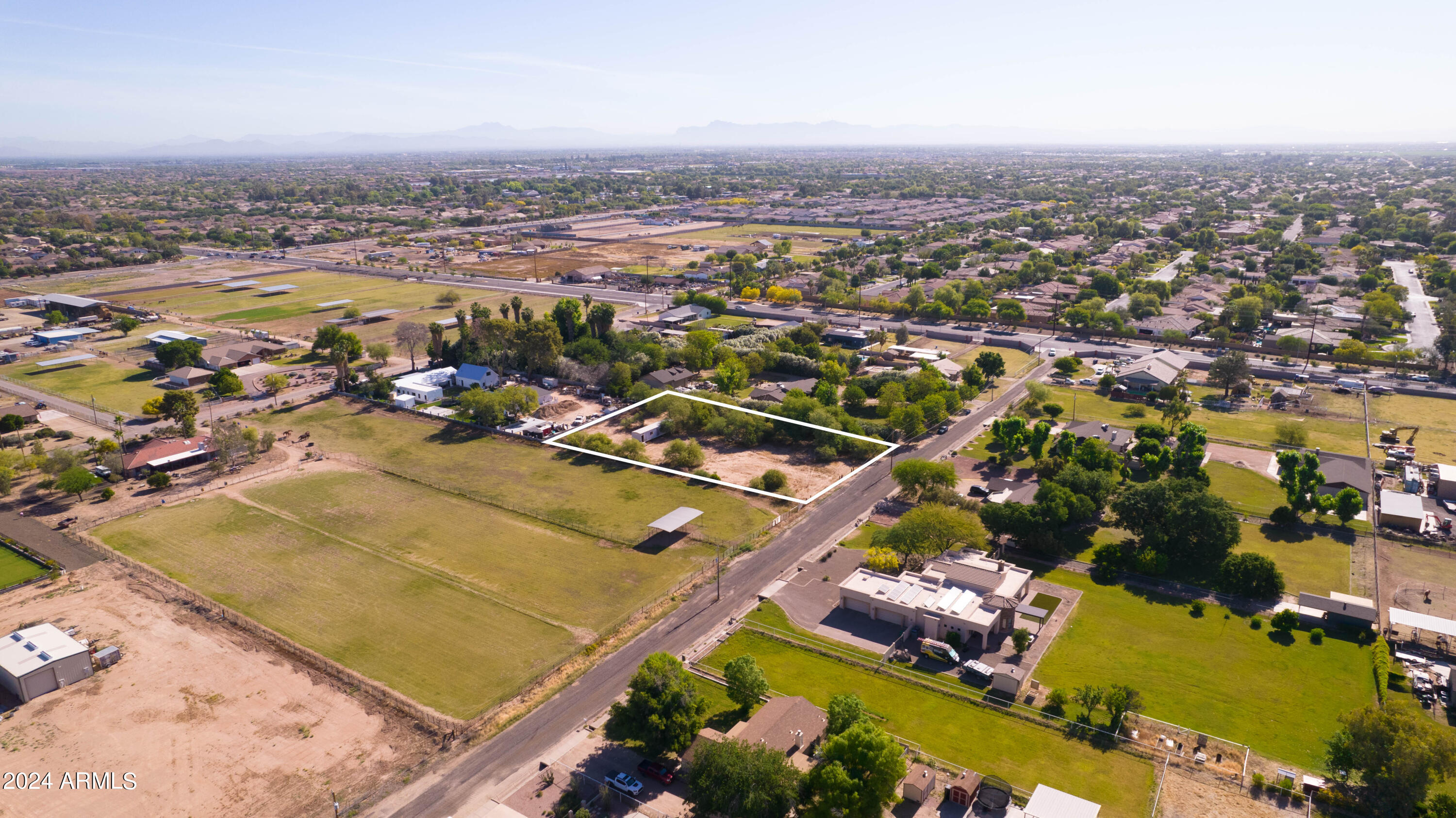 127XX E Via De Arboles --