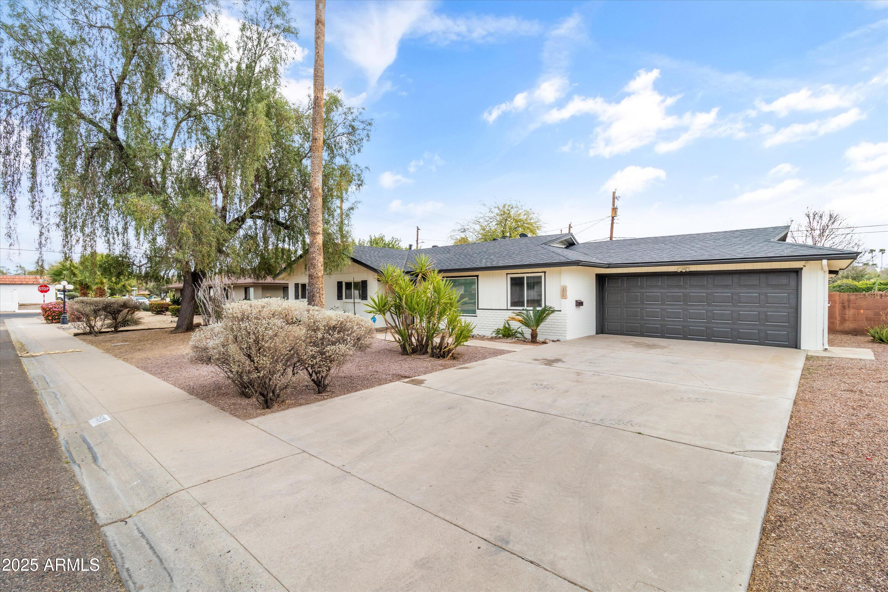 1509 W Tuckey Lane