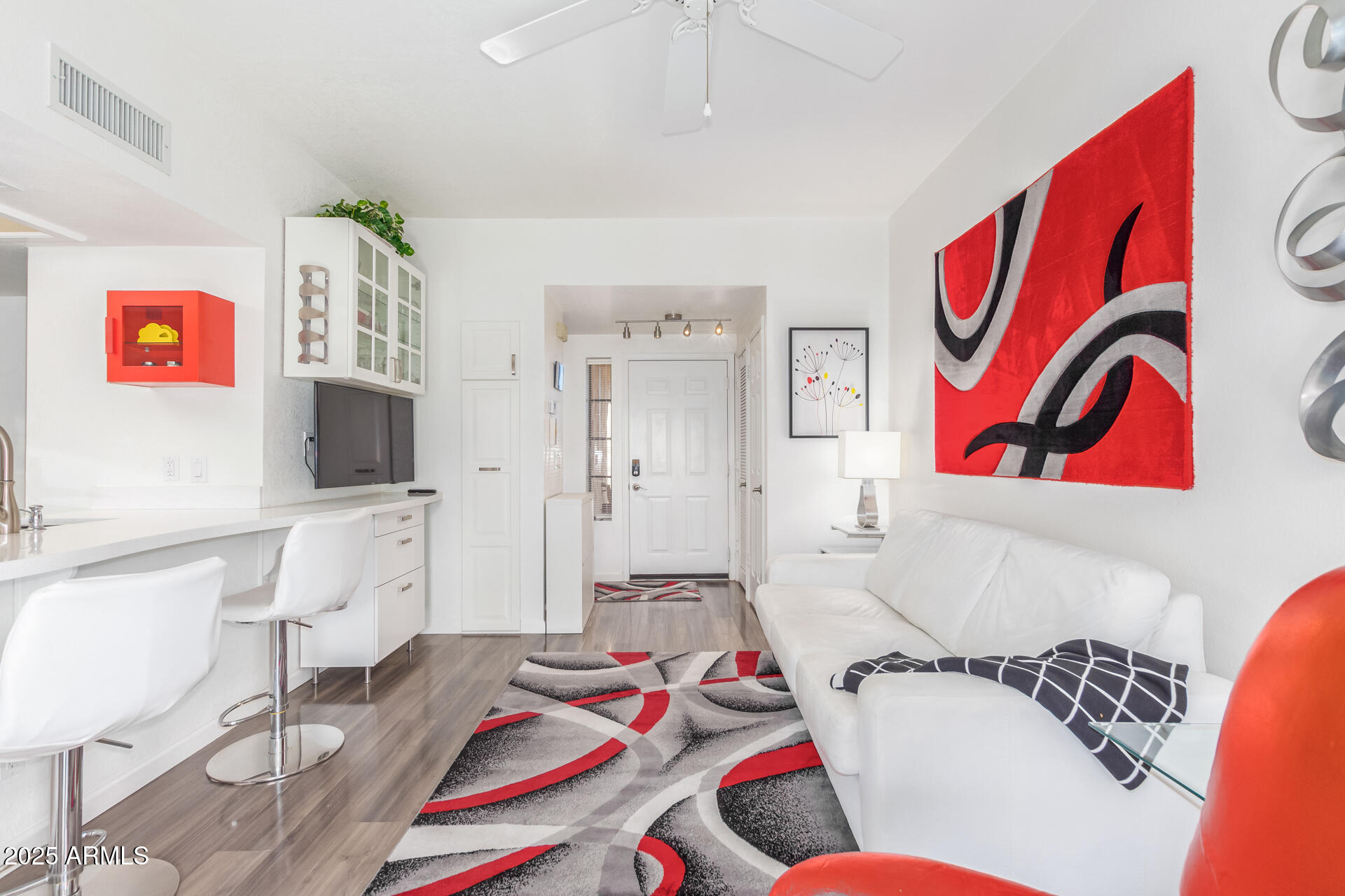9711 E MOUNTAIN VIEW Road # 2524