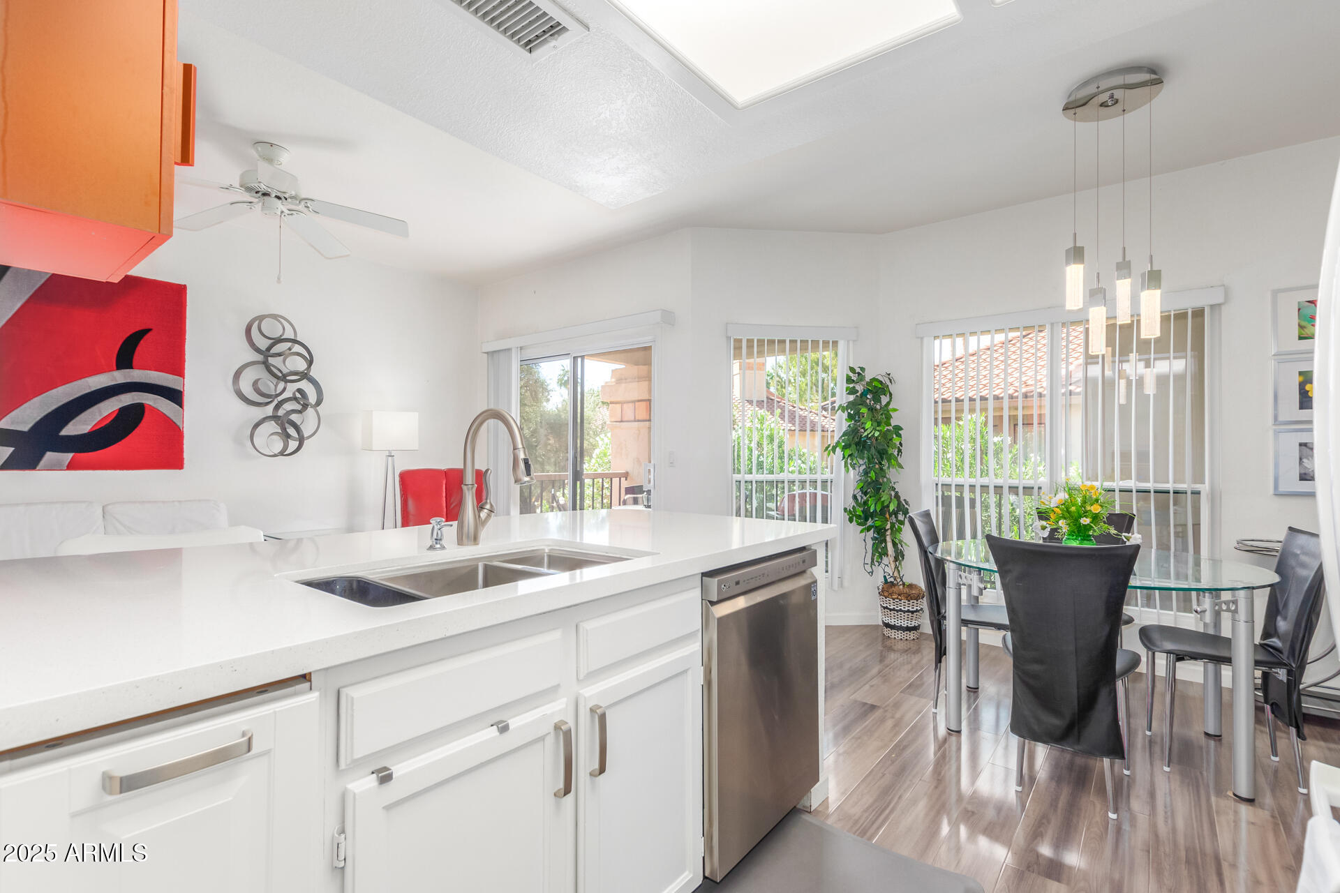 9711 E MOUNTAIN VIEW Road # 2524