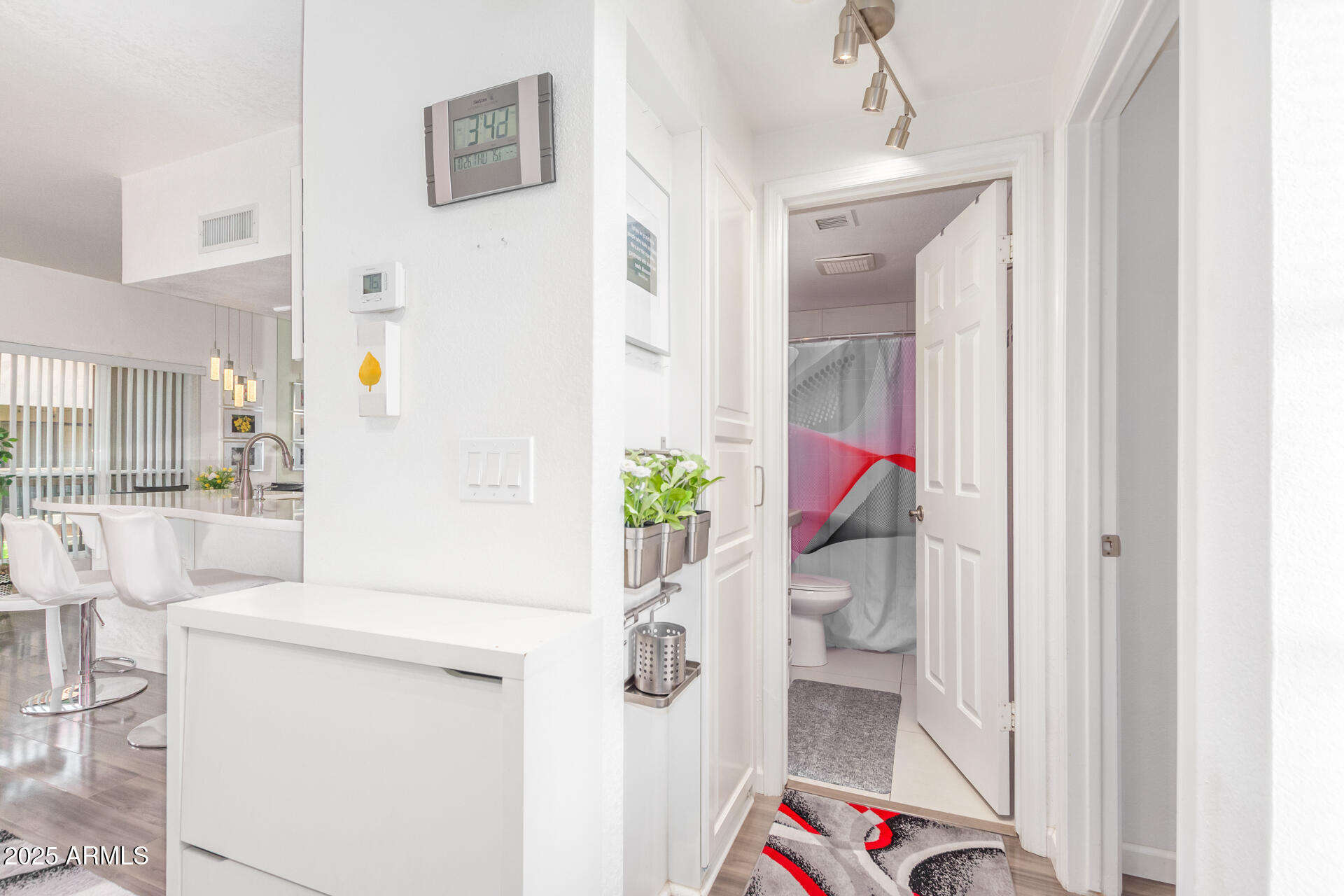 9711 E MOUNTAIN VIEW Road # 2524