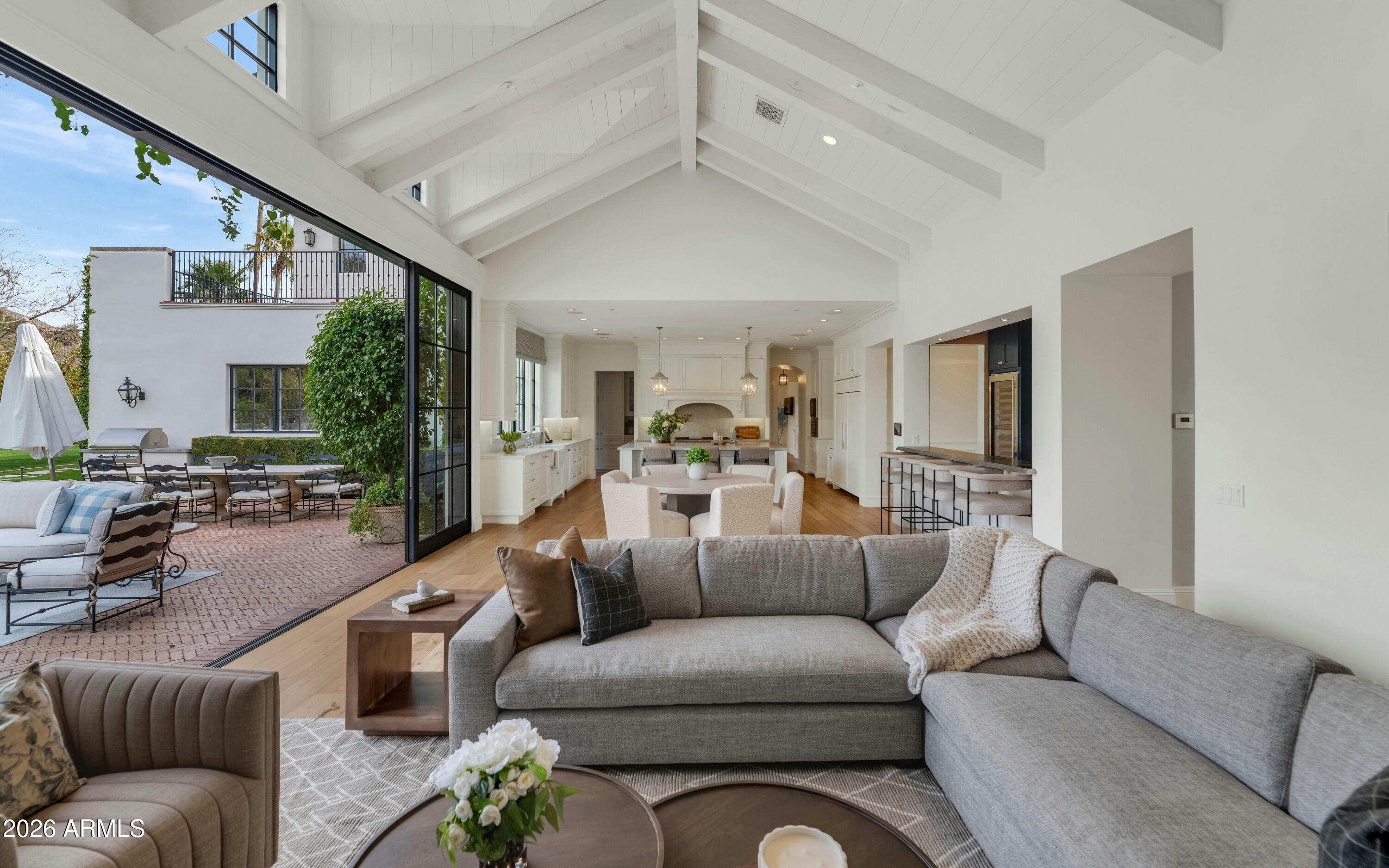 5446 E EXETER Boulevard