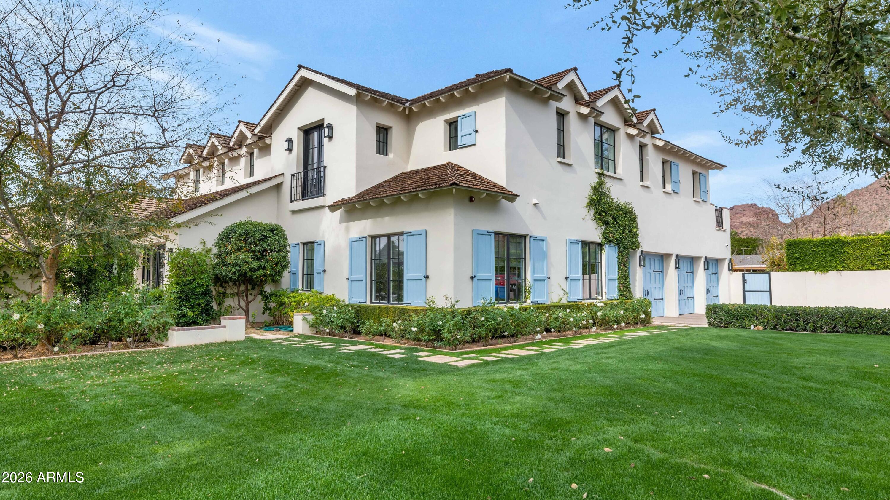 5446 E EXETER Boulevard