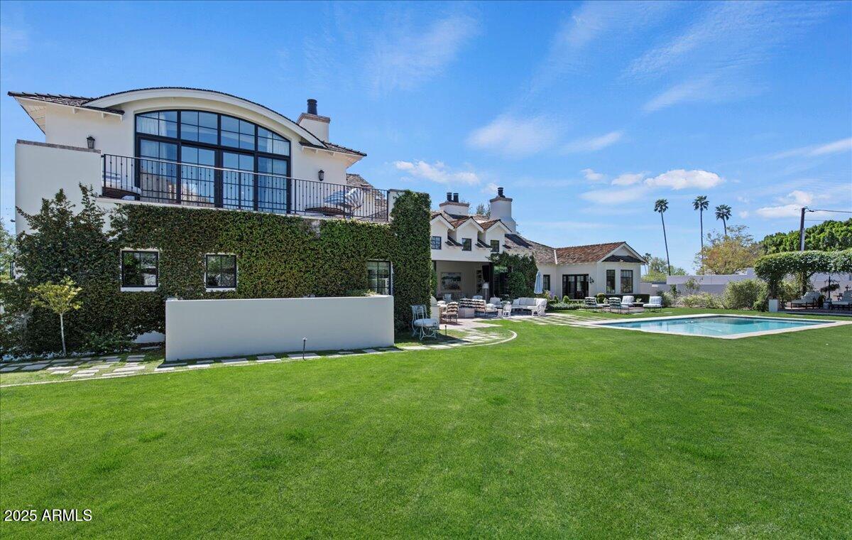 5446 E EXETER Boulevard