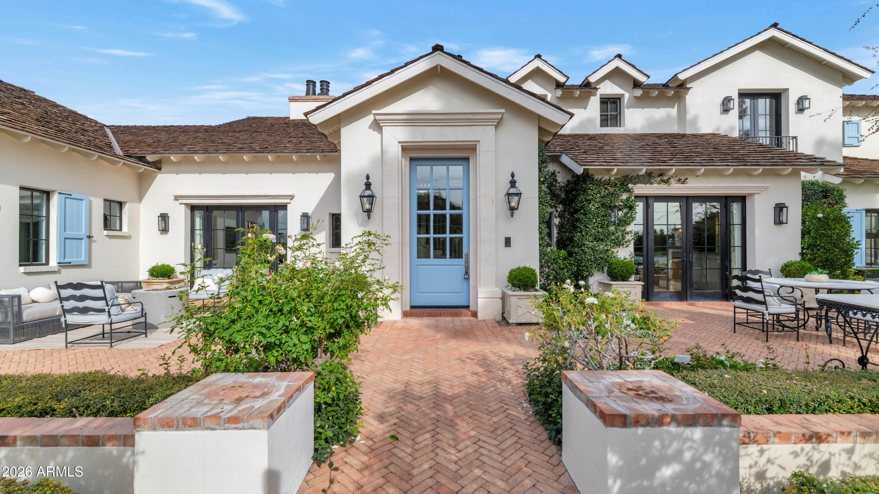 5446 E EXETER Boulevard